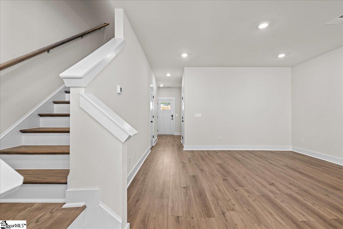 521 Harebell Way Property Photo 15