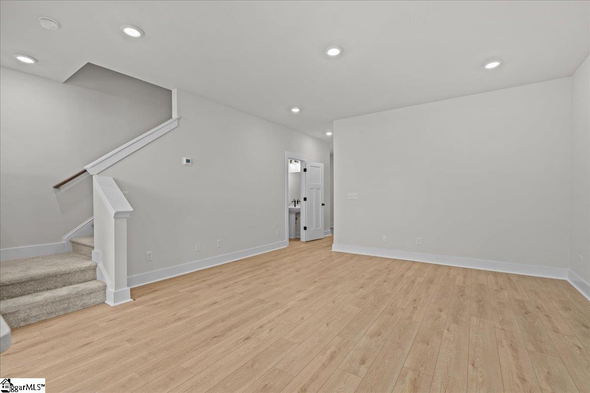 517 Harebell Way Property Photo 12