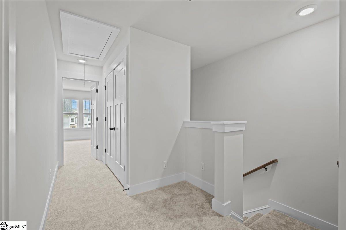 517 Harebell Way Property Photo 14