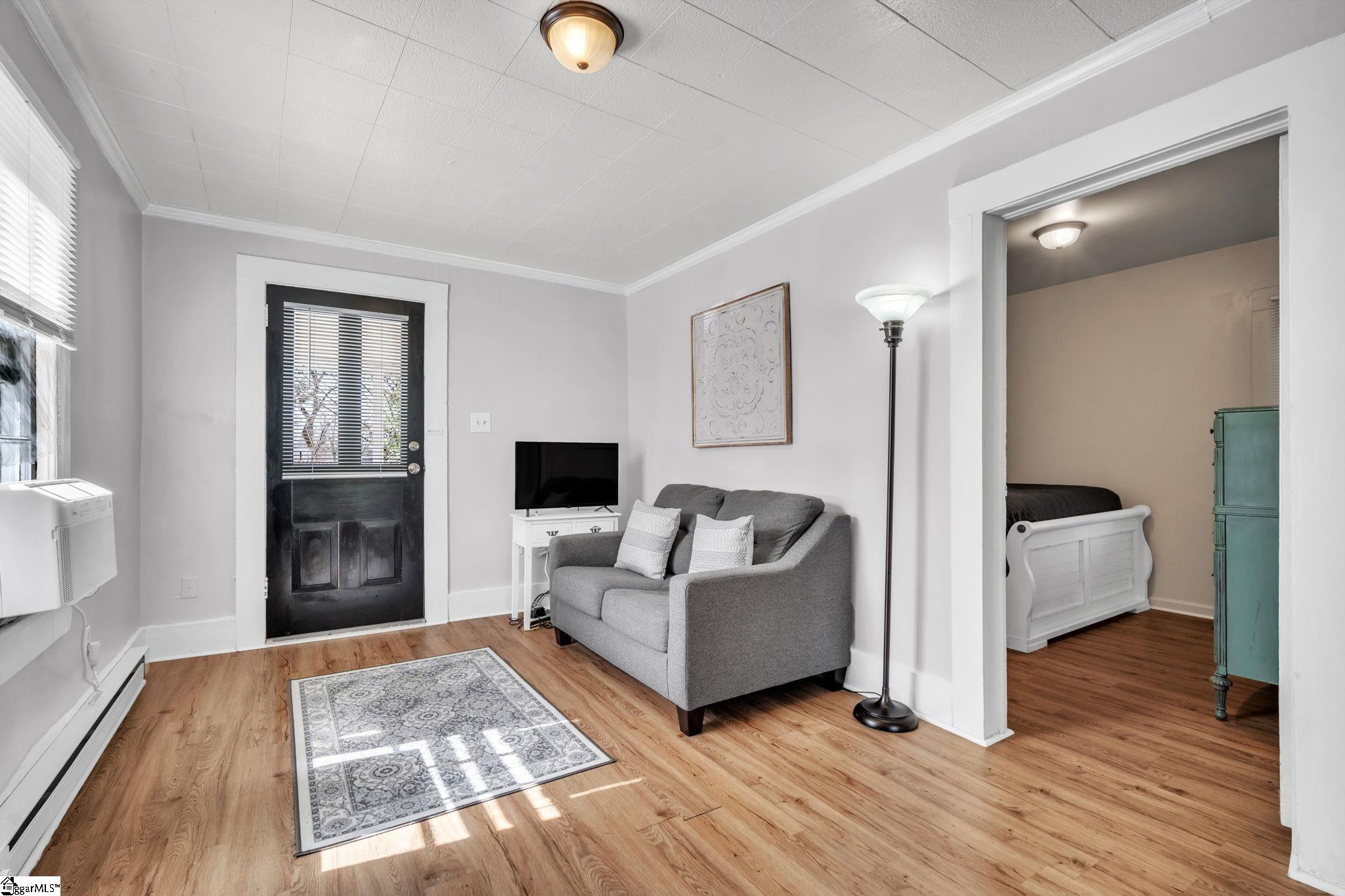 60 N Humphrey Street Property Photo 5