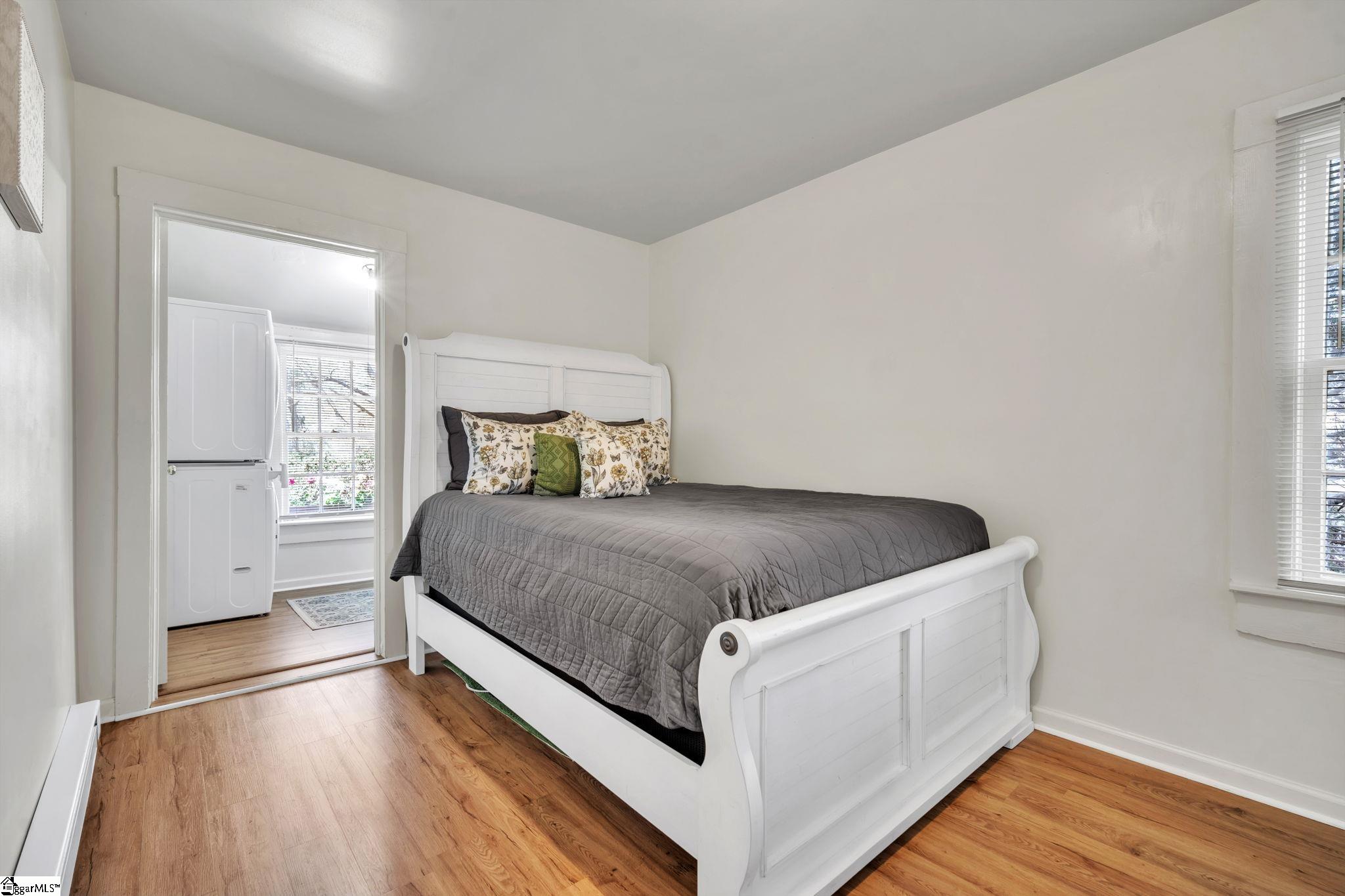 60 N Humphrey Street Property Photo 13