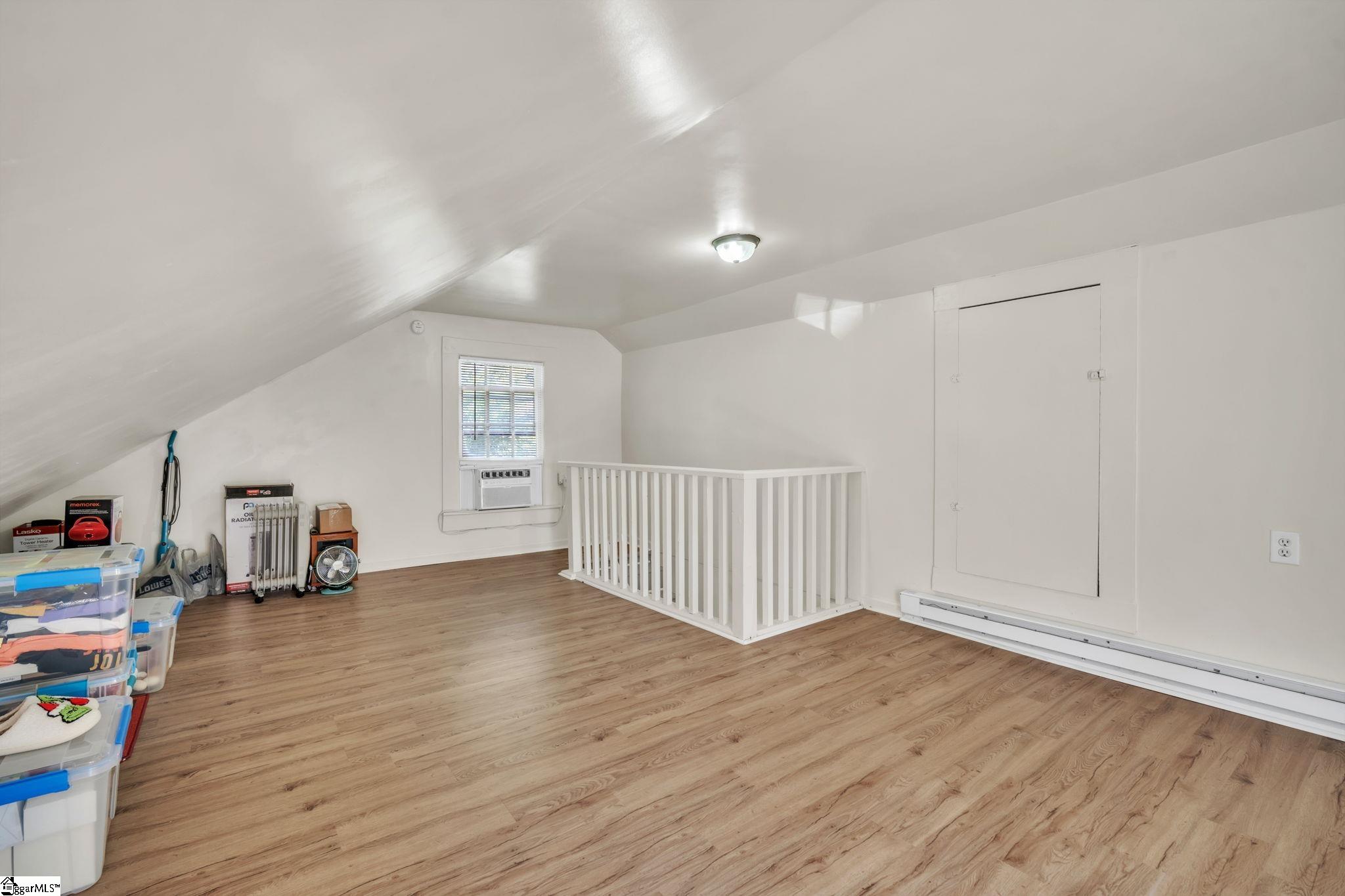 60 N Humphrey Street Property Photo 22