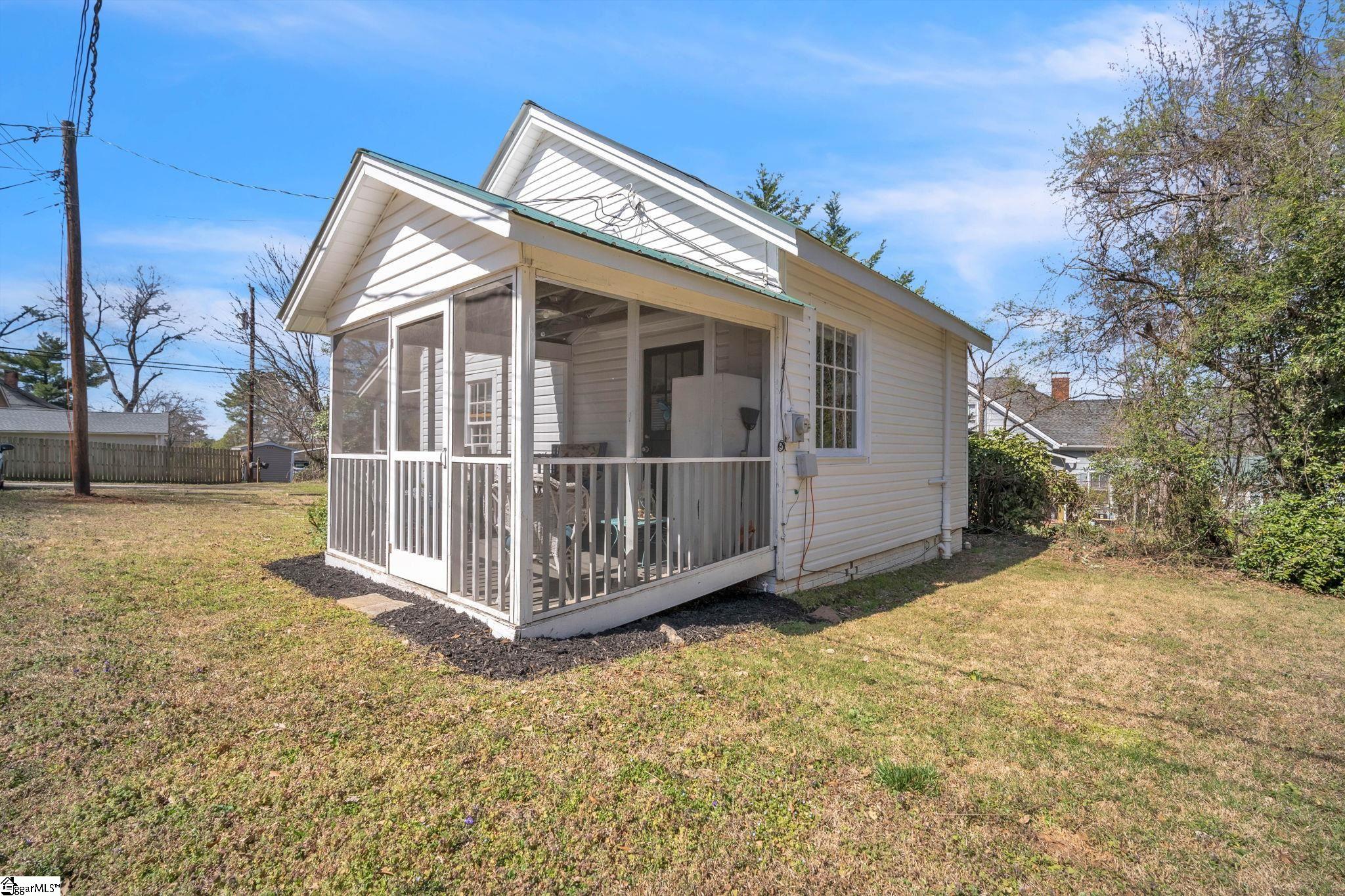 60 N Humphrey Street Property Photo 23
