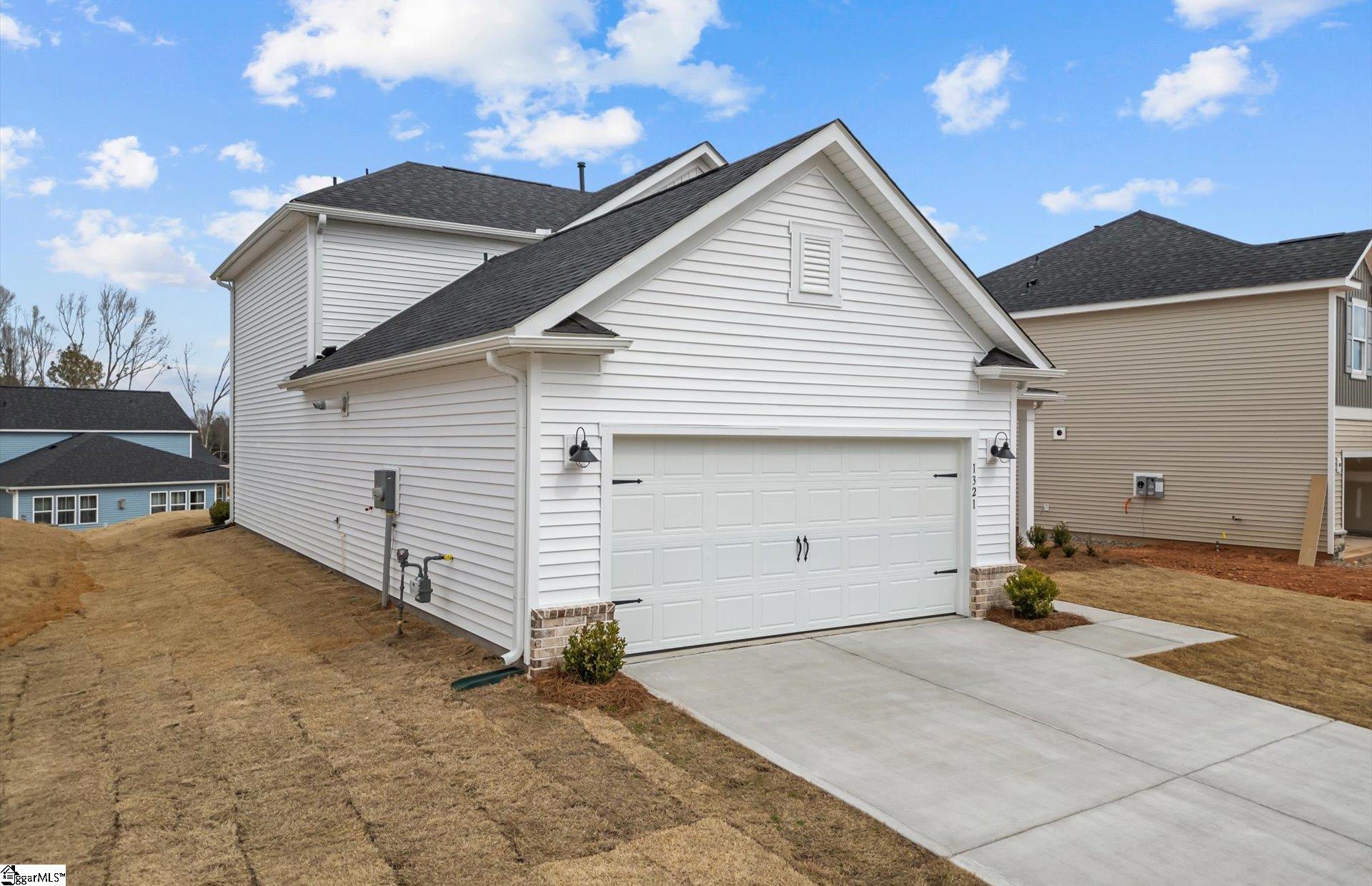 301 Indigo Circle Property Photo 3