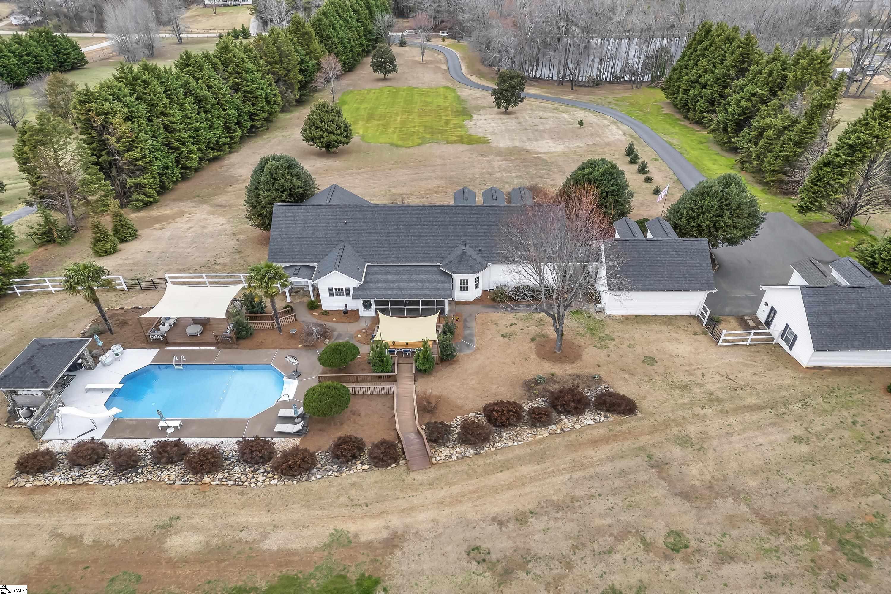 121 Eastlake Drive Property Photo 43