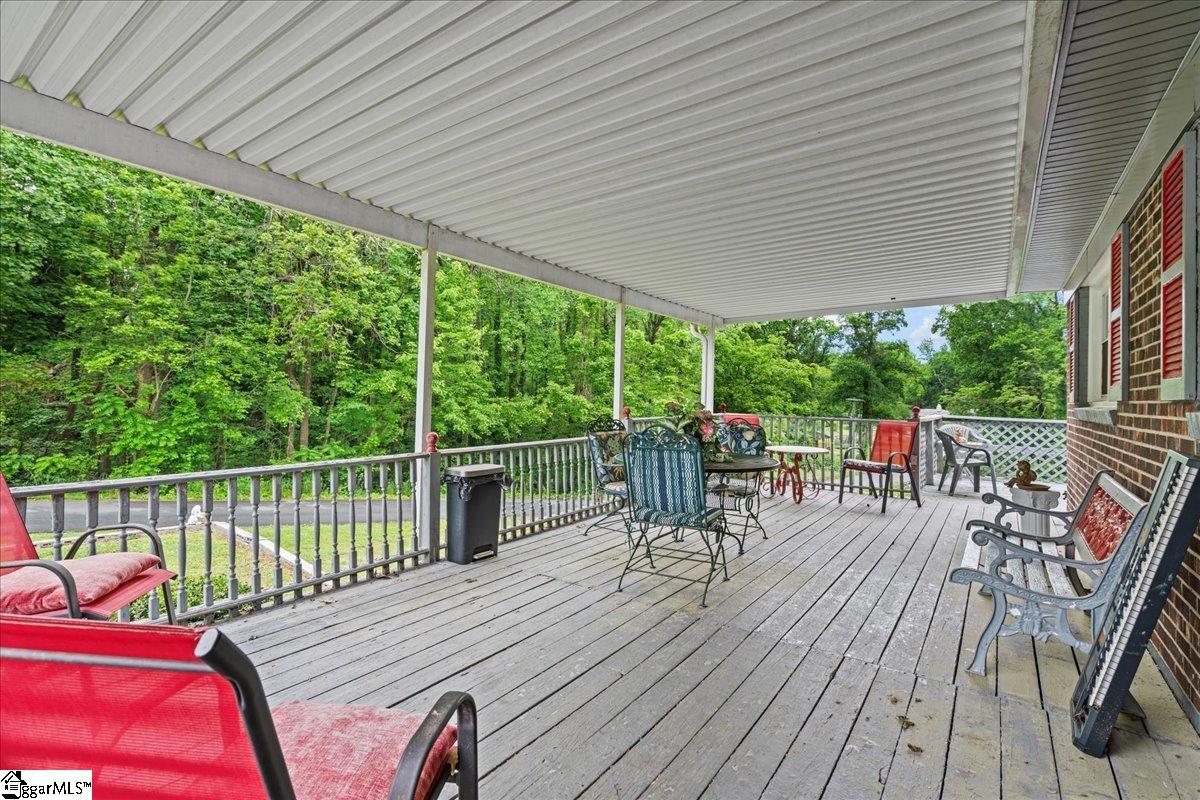 202 Vermont Drive Property Photo 4