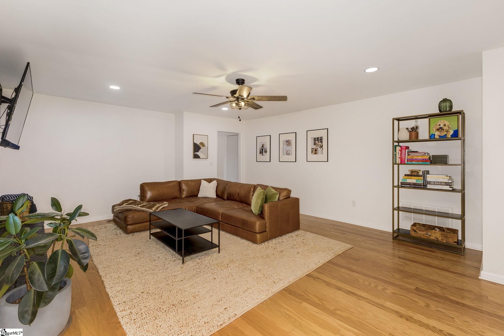 101 Keene Drive Property Photo 16