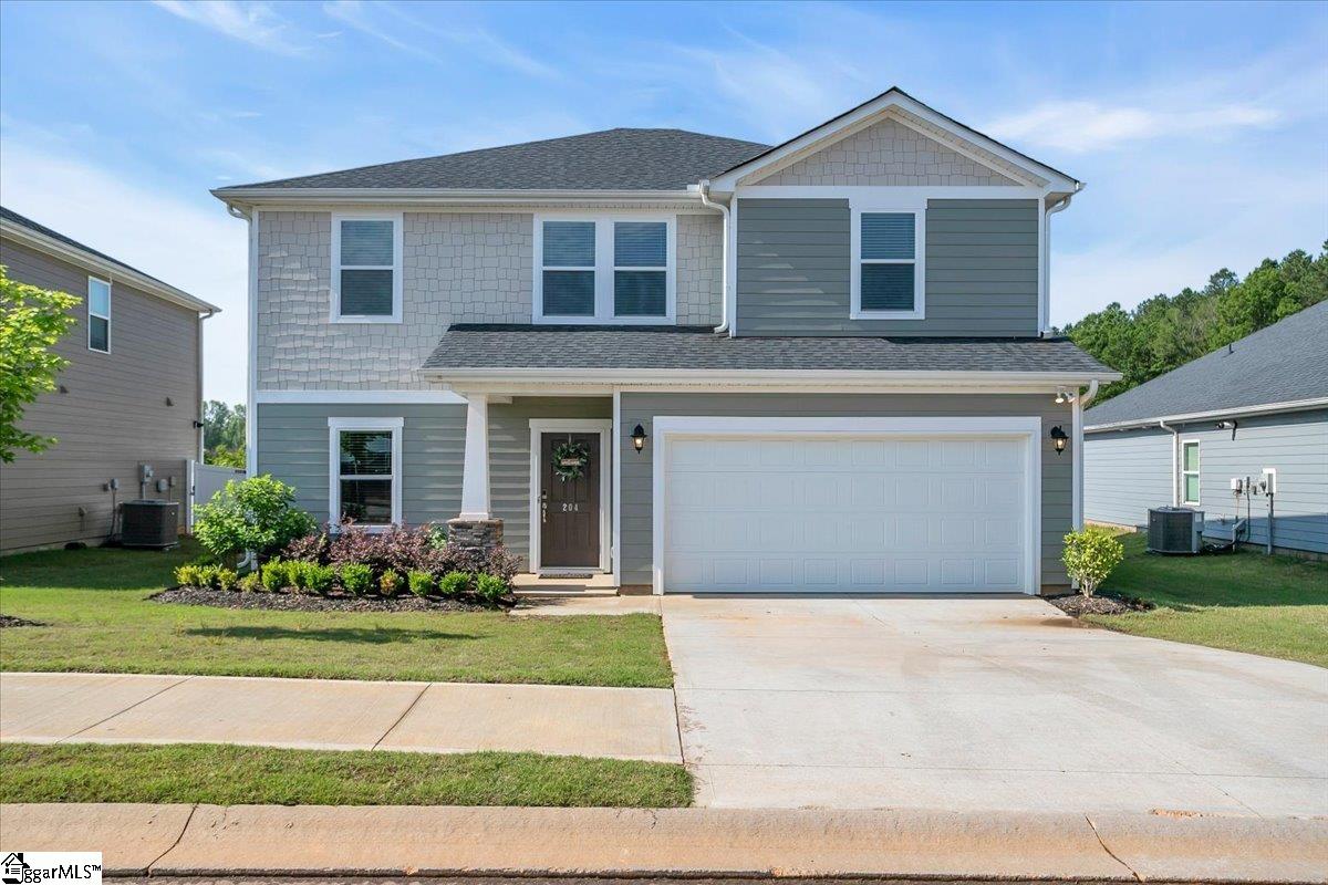 204 Hazelcroft Drive Property Photo 1