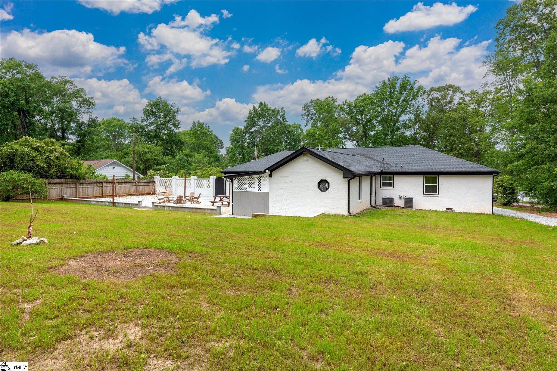 204 Sourwood Drive Property Photo 43