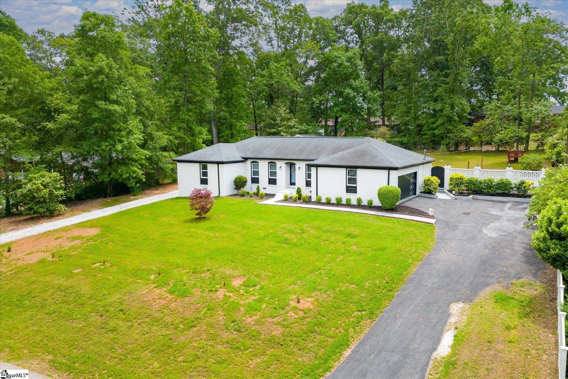 204 Sourwood Drive Property Photo 46