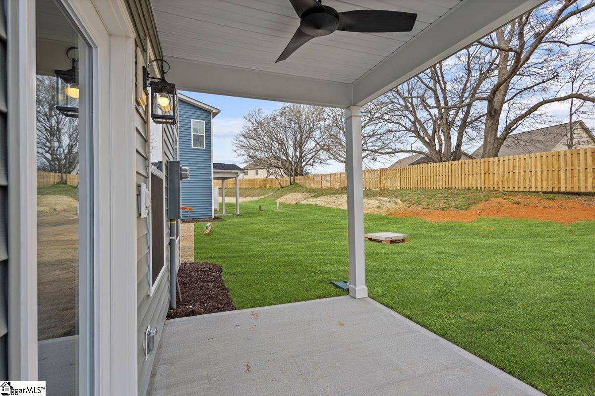 229 Telluride Way Property Photo 3