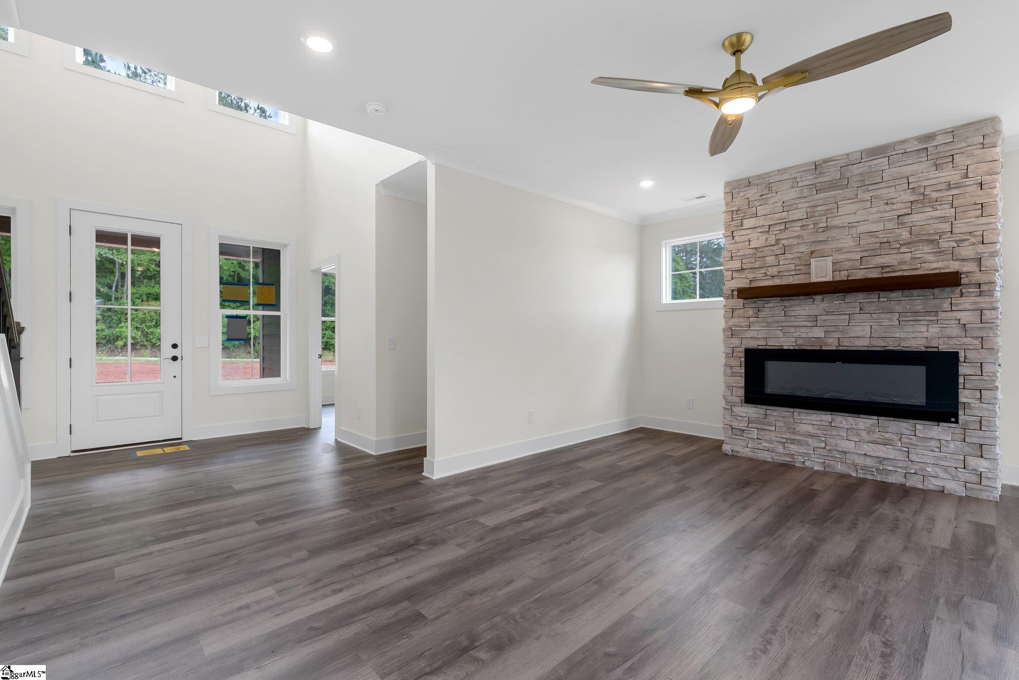 15 Burns Road Property Photo 4