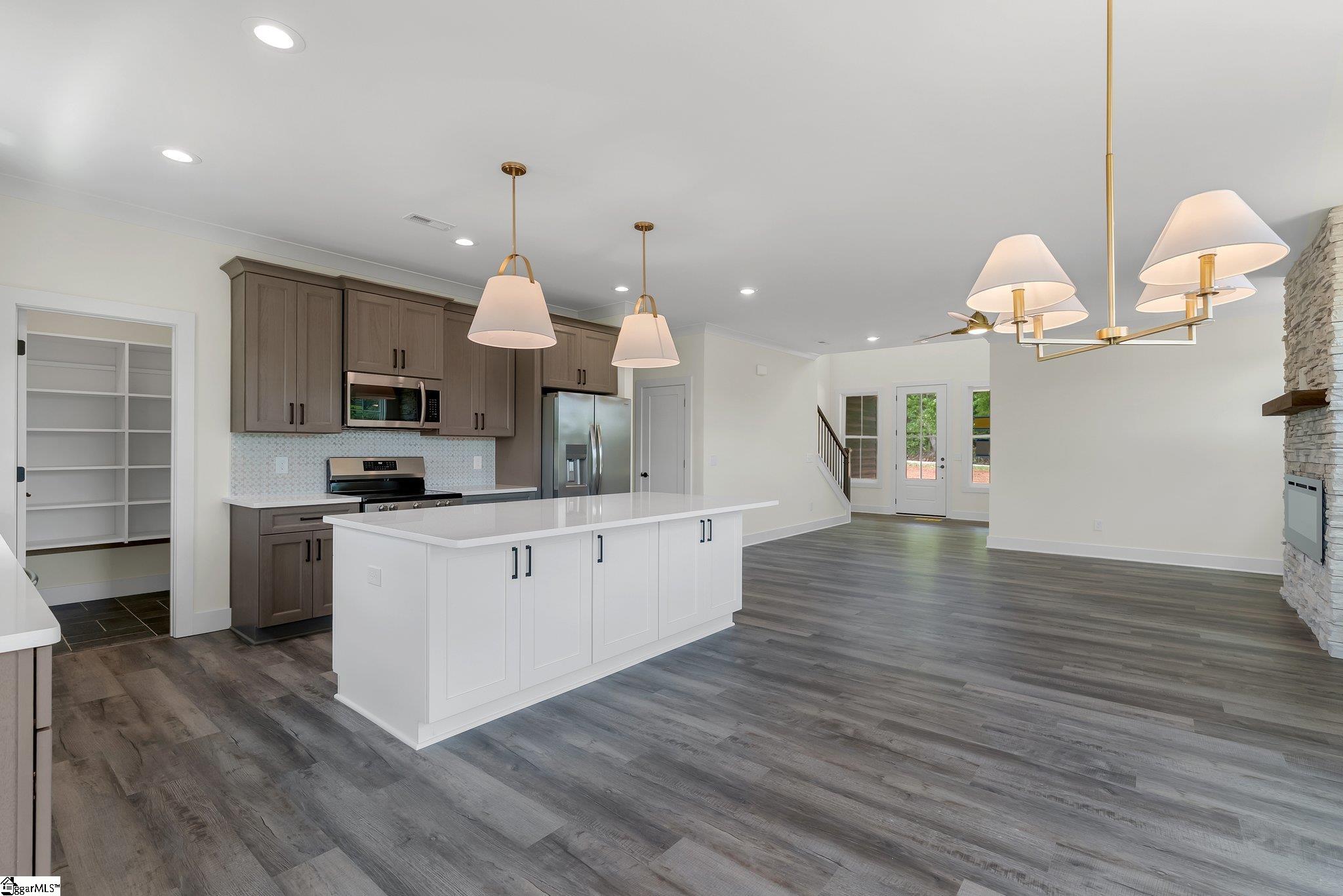 15 Burns Road Property Photo 6