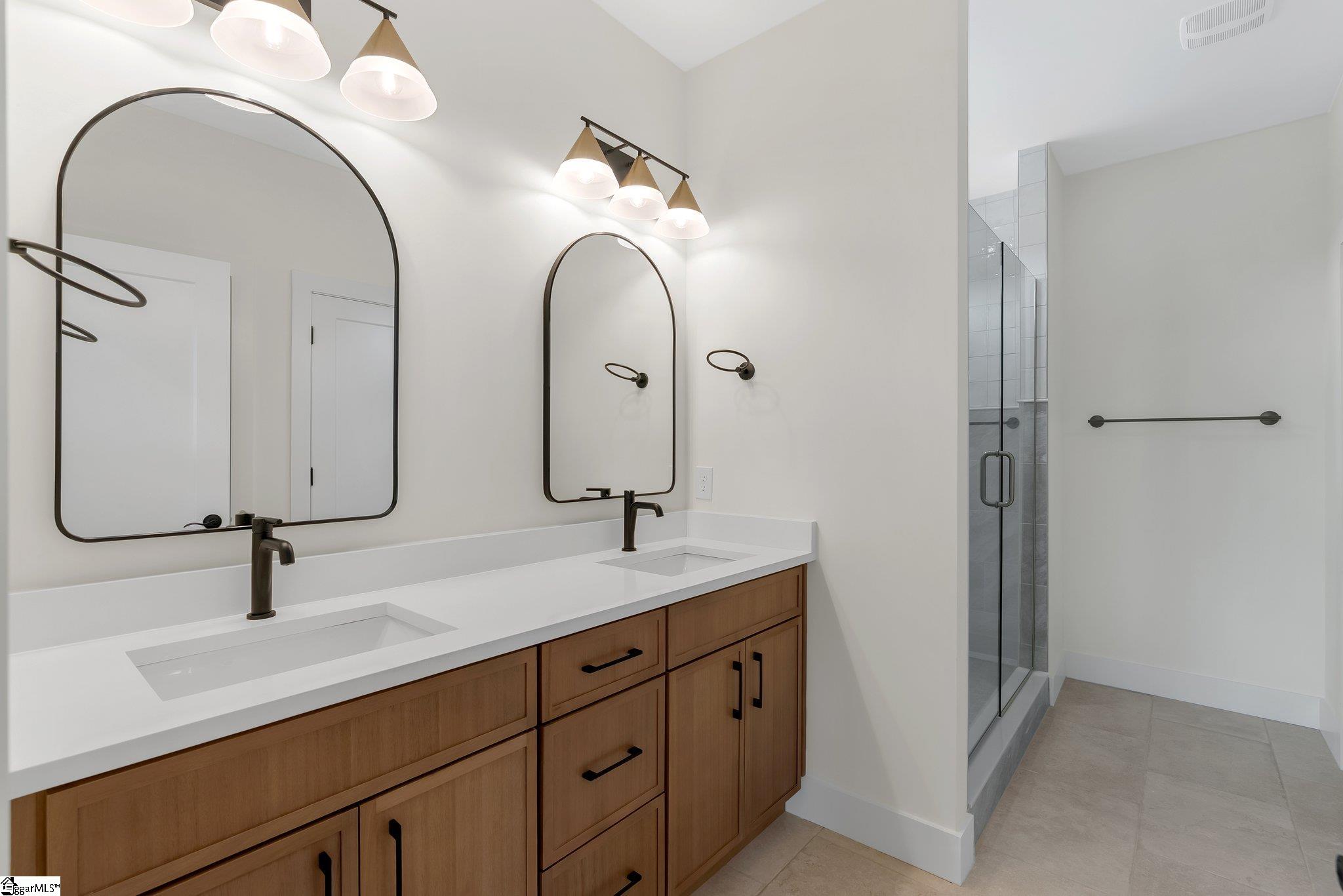 15 Burns Road Property Photo 18