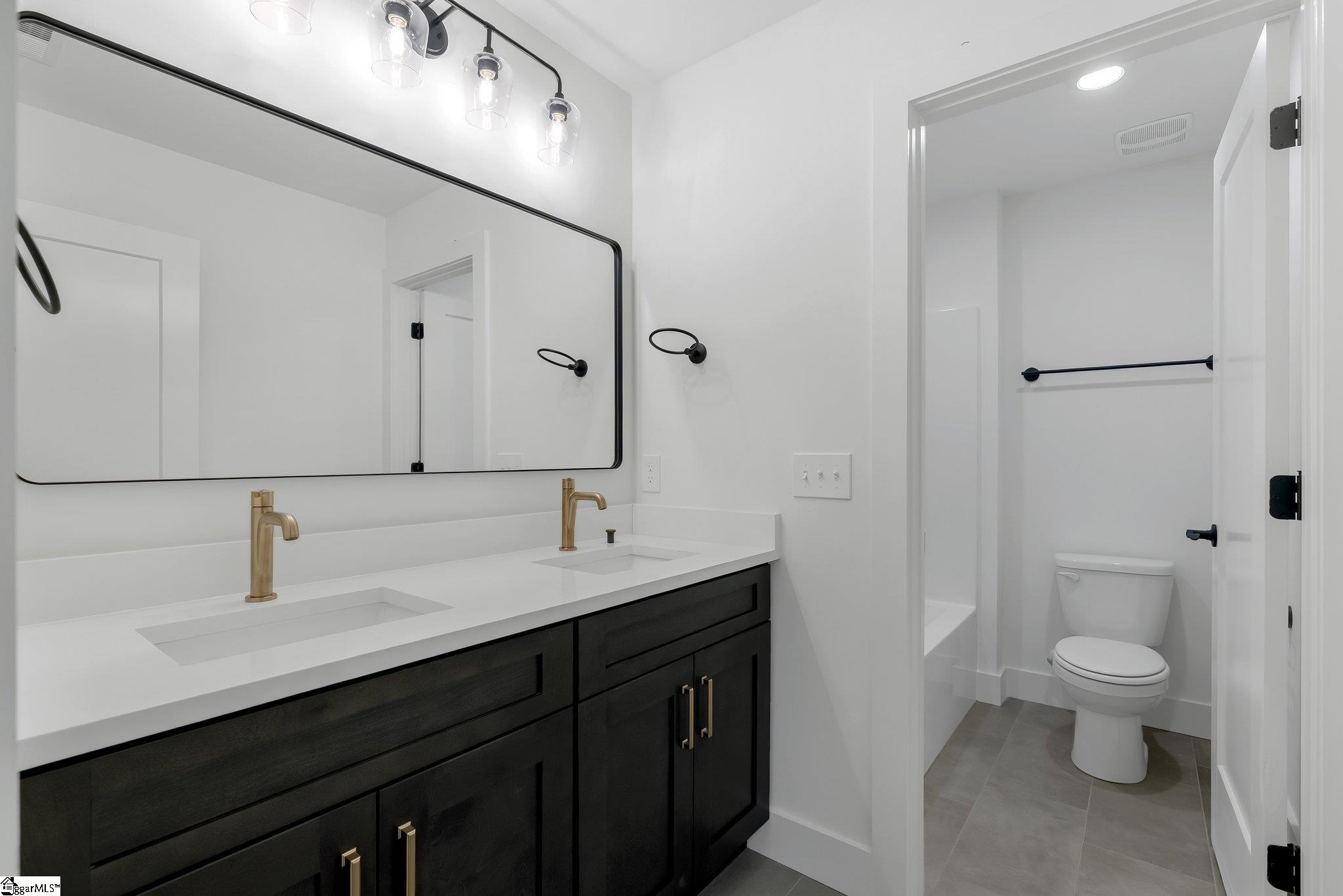 15 Burns Road Property Photo 23
