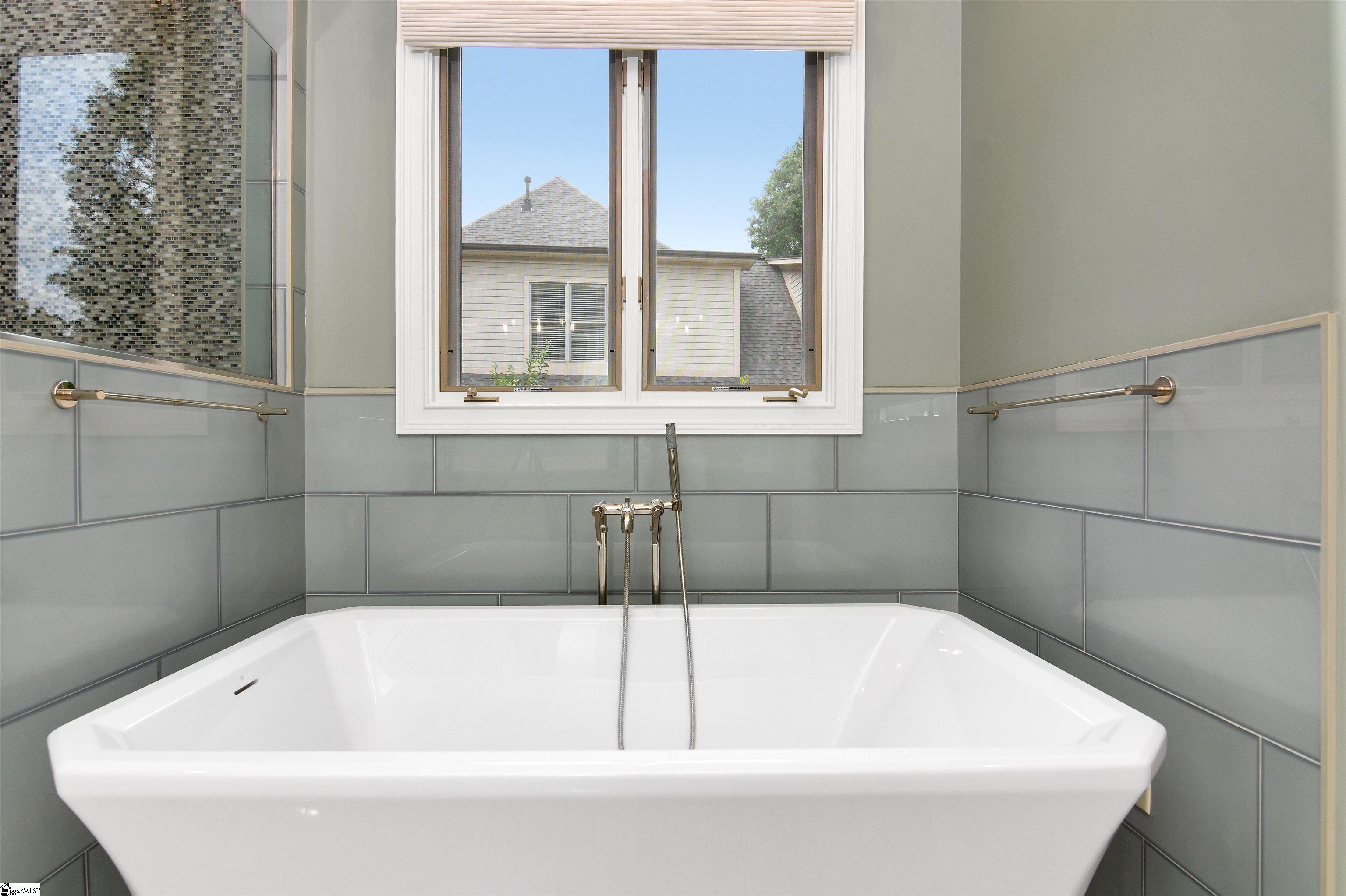 24 Rolleston Drive Property Photo 32