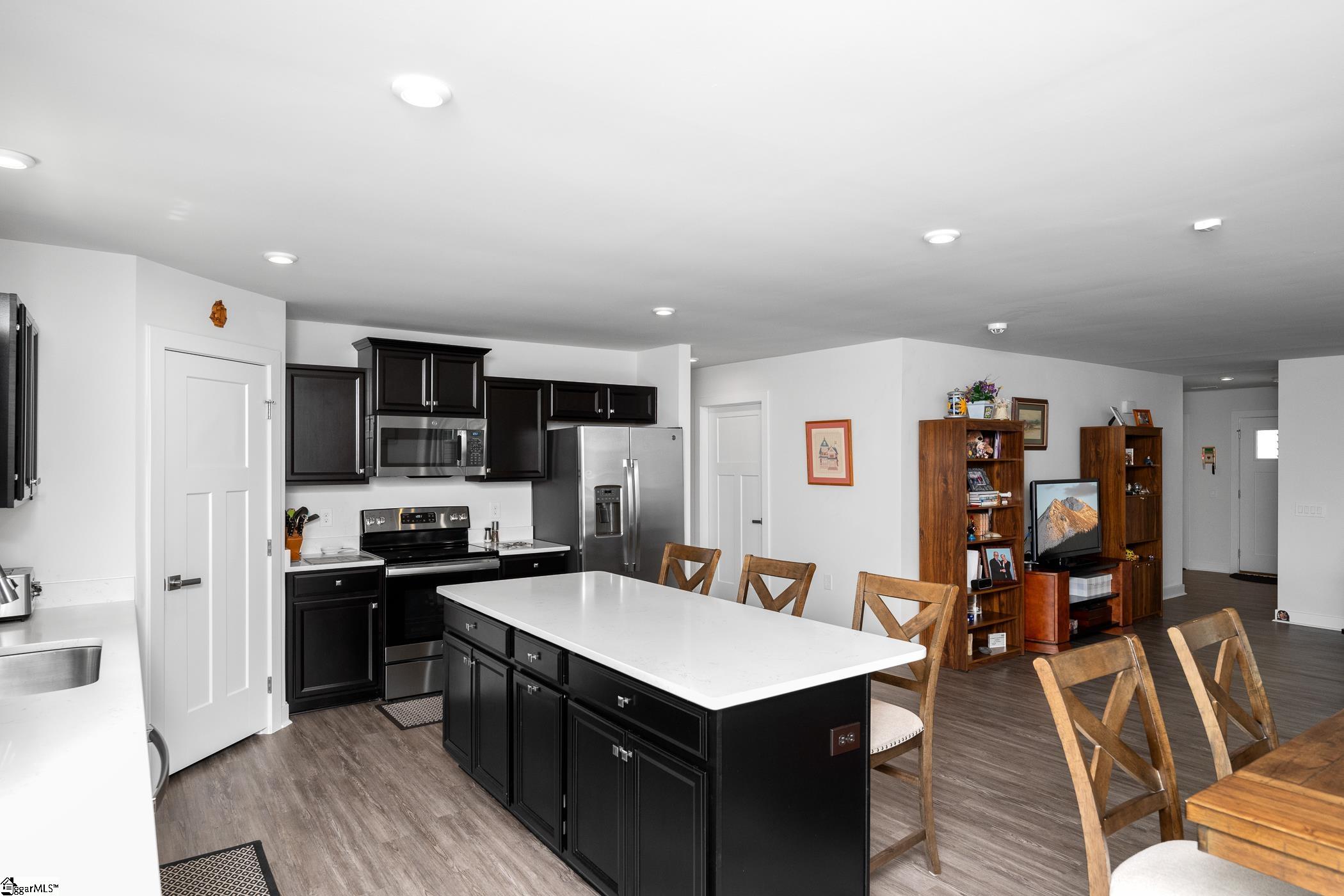 203 Bending Branch Road Property Photo 8