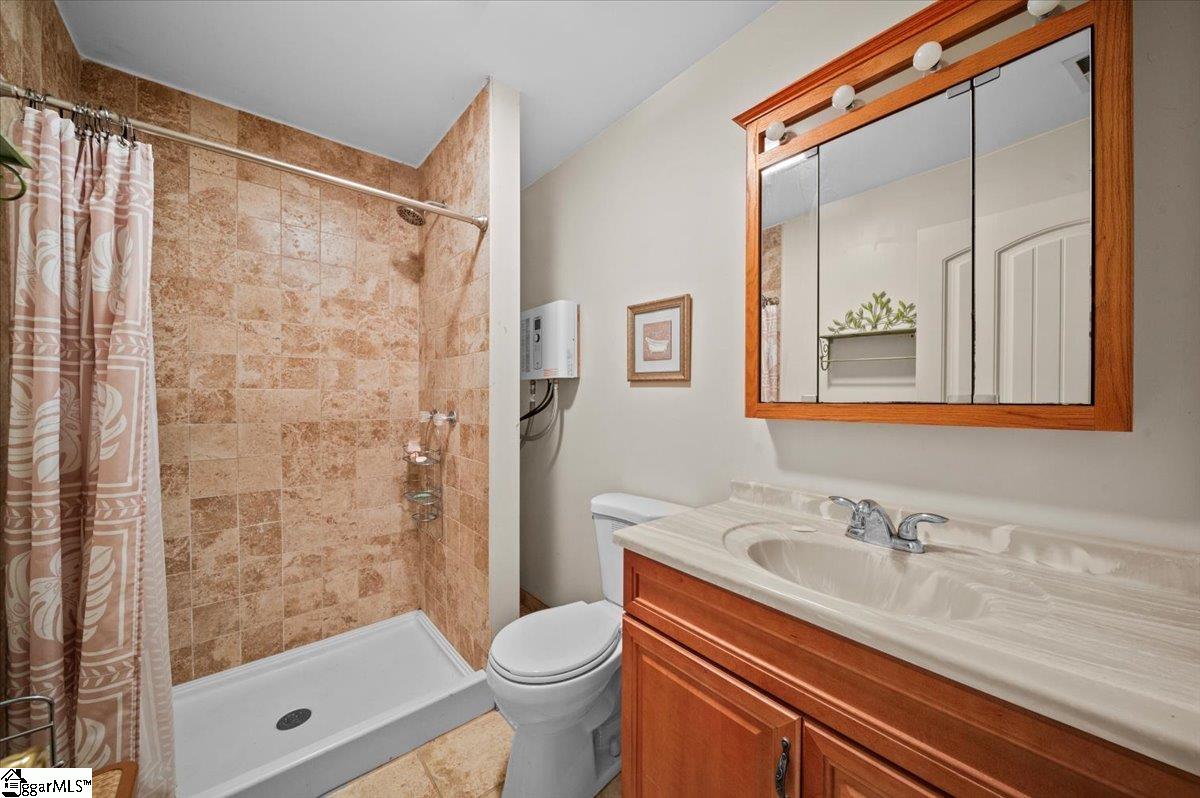 406 Casey Road Property Photo 15