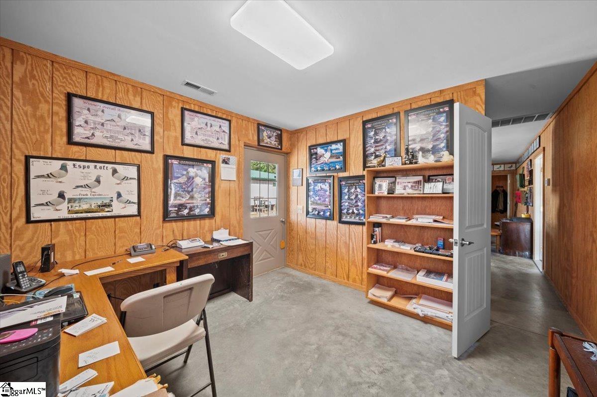 406 Casey Road Property Photo 16