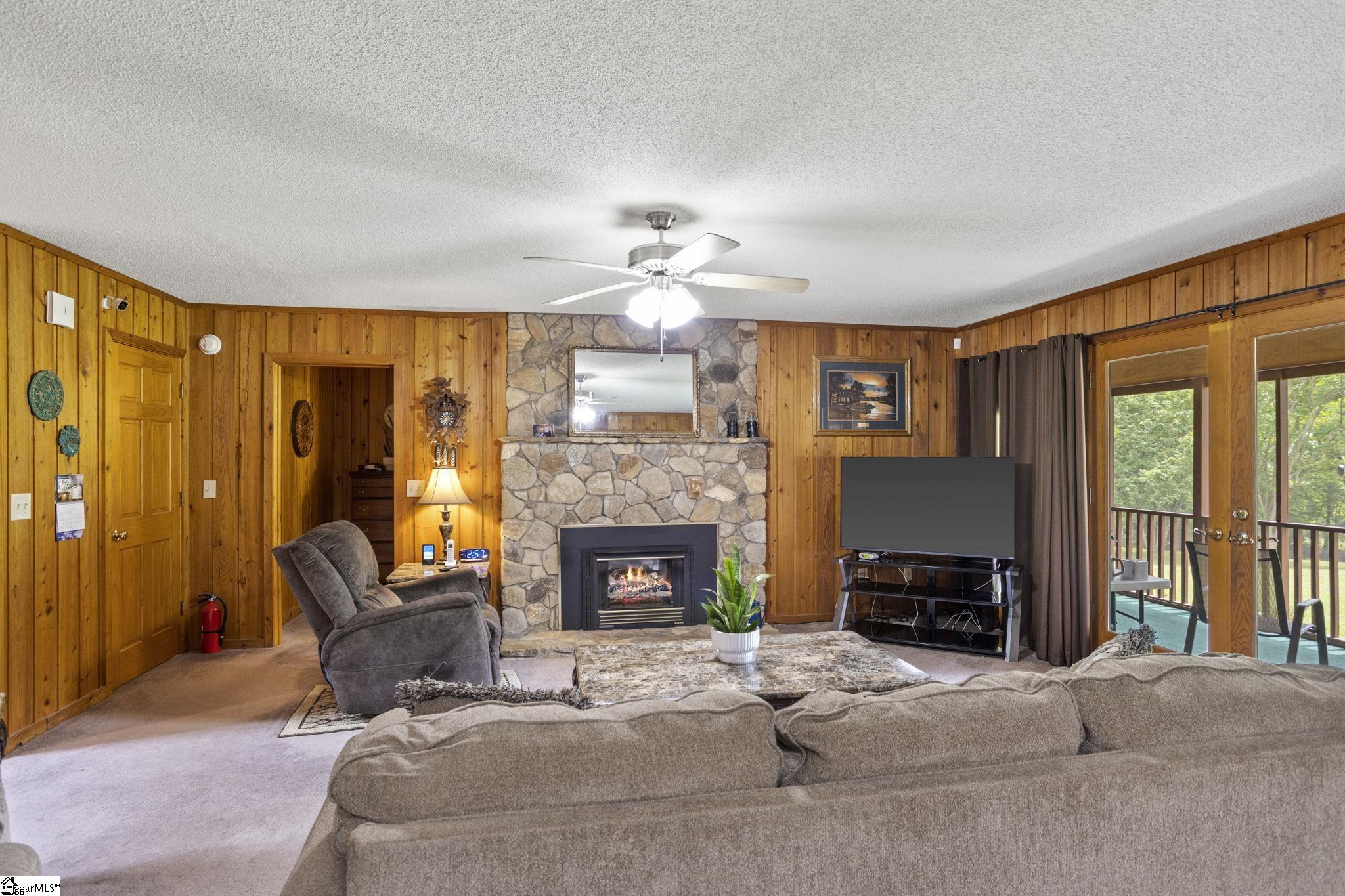 889 Nine Times Road Property Photo 10