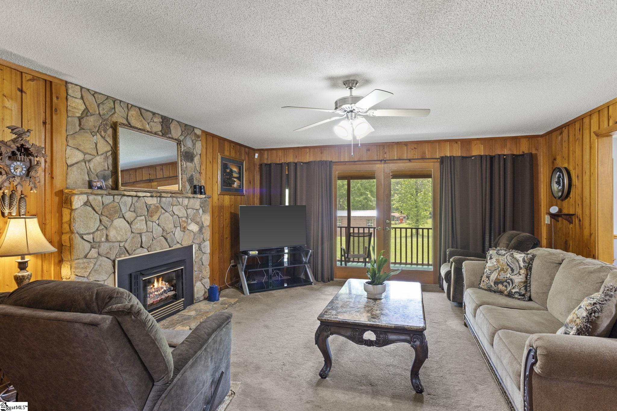 889 Nine Times Road Property Photo 11