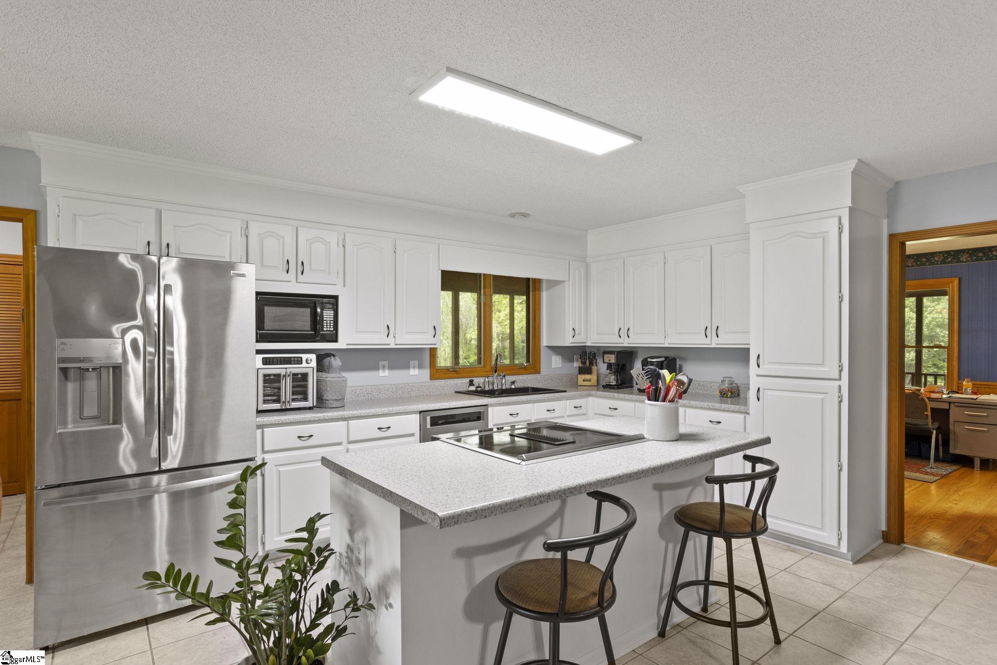 889 Nine Times Road Property Photo 14