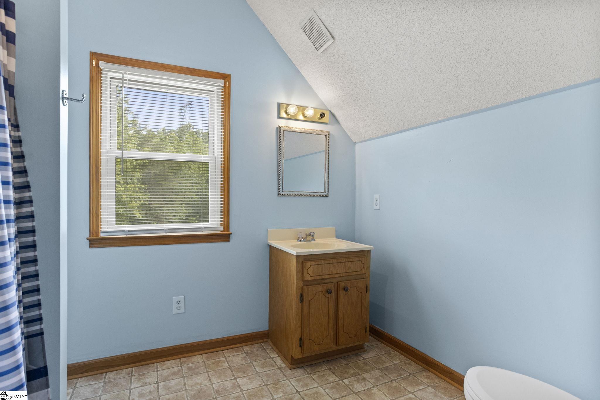 889 Nine Times Road Property Photo 28