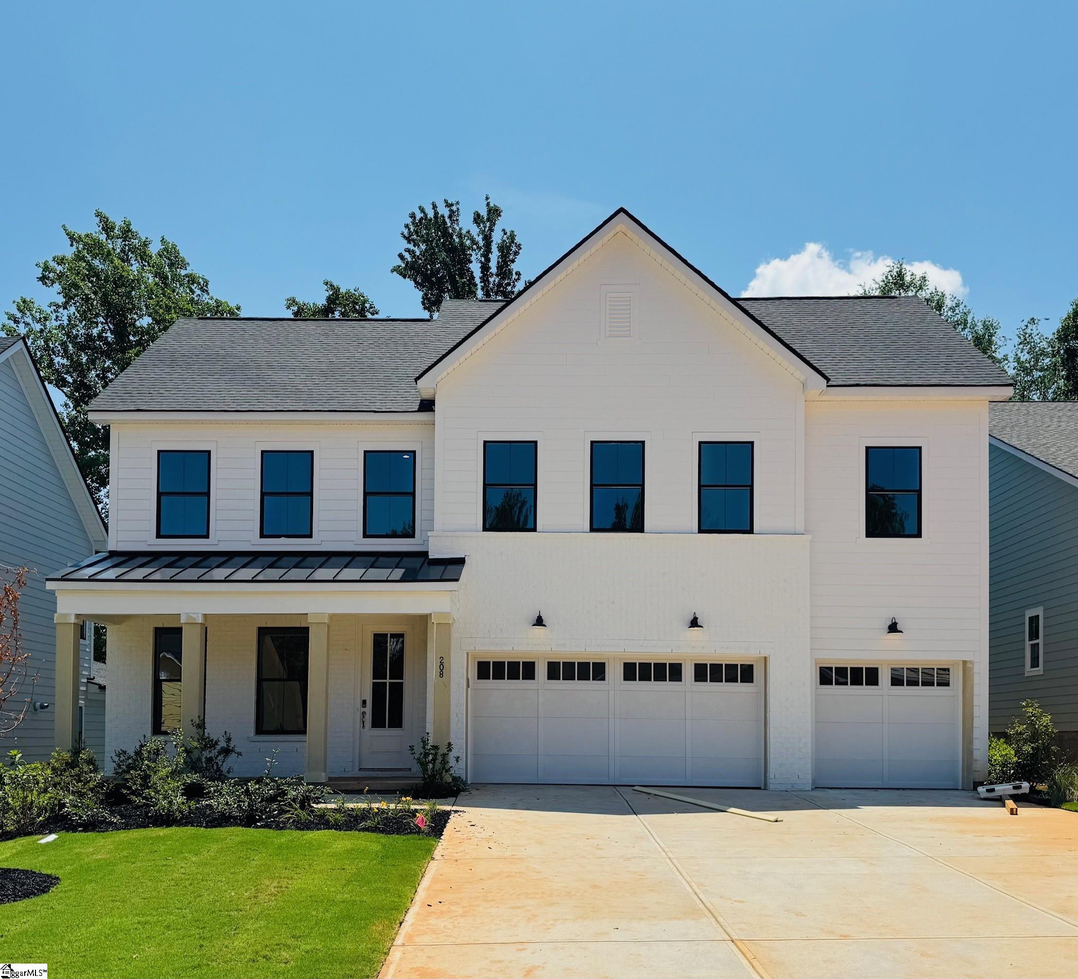 208 Redland Way Property Photo 1