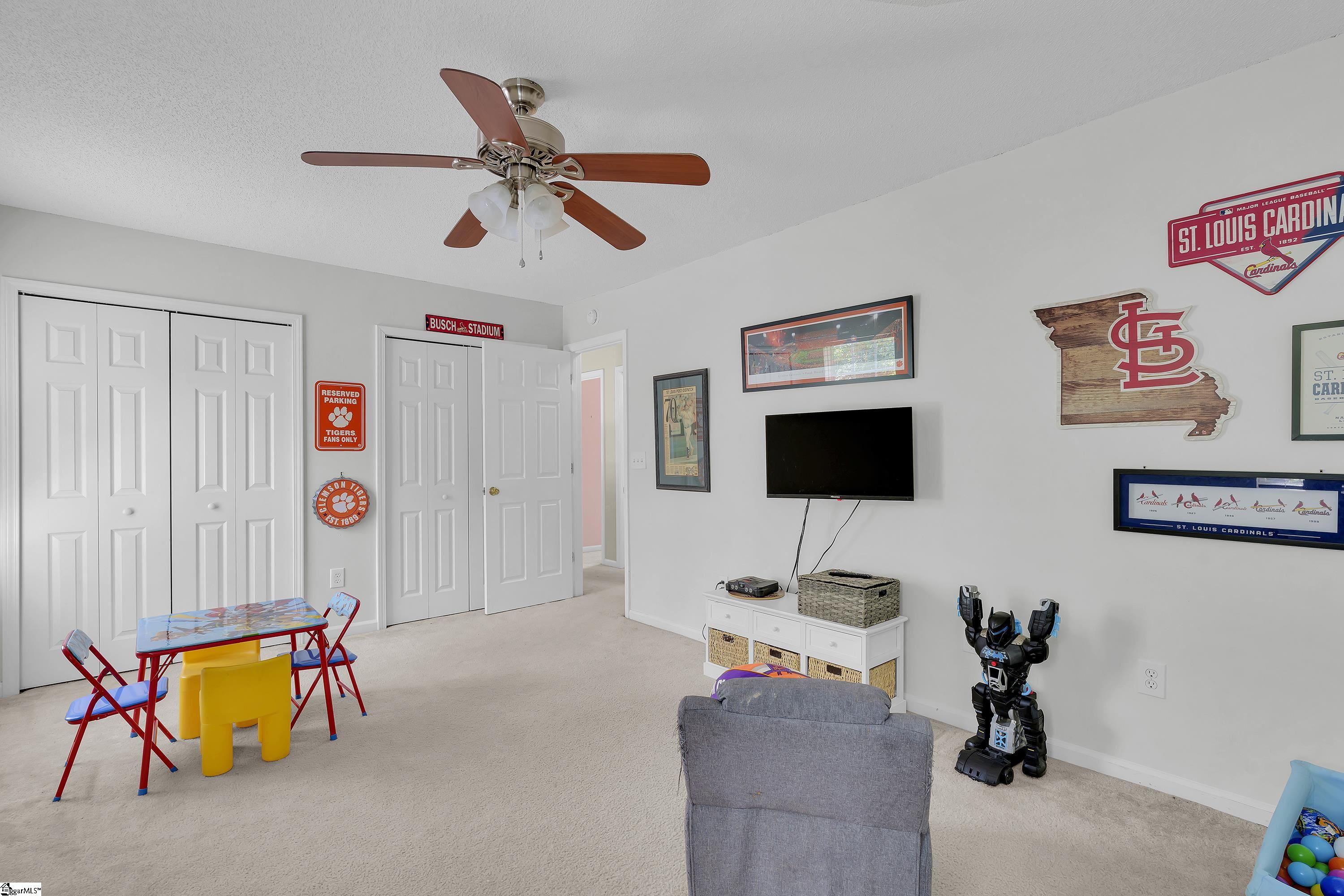 403 W Abington Way Property Photo 20