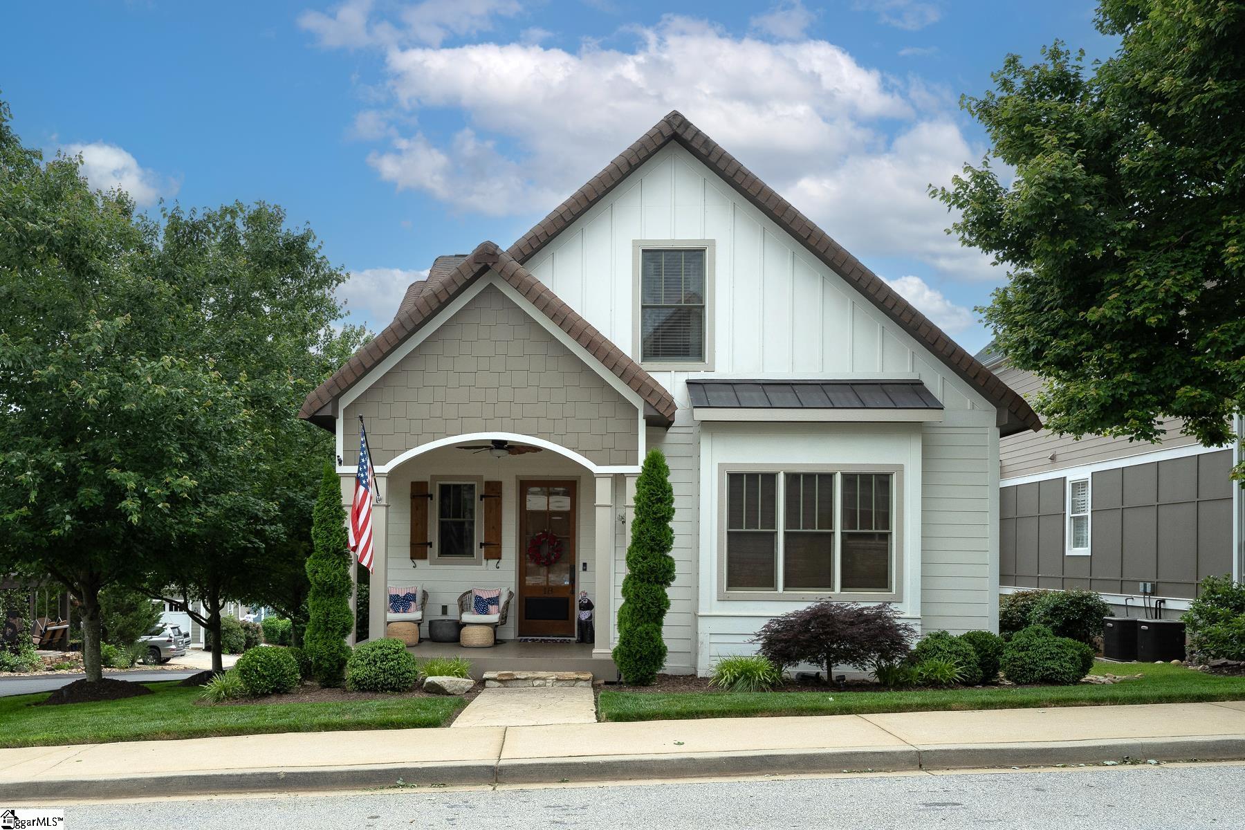 18 Cushing Street Property Photo 1