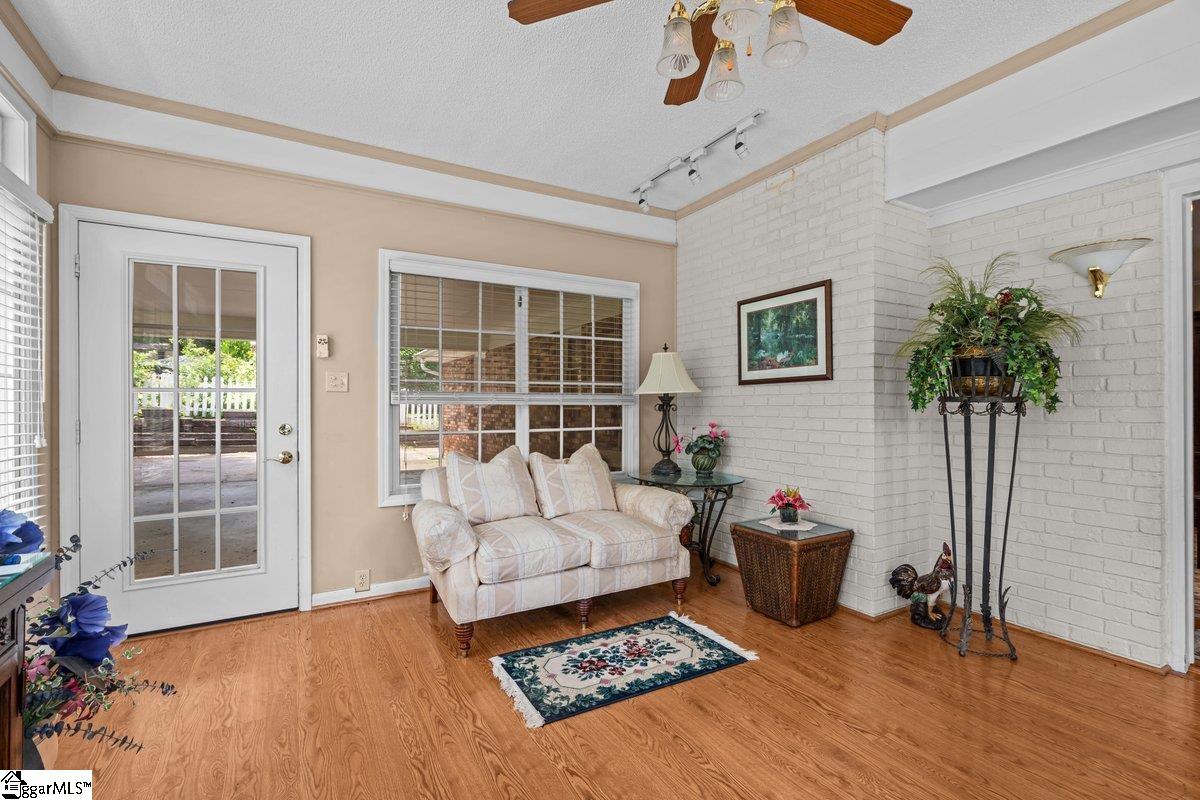 110 Woodbine Terrace Property Photo 15