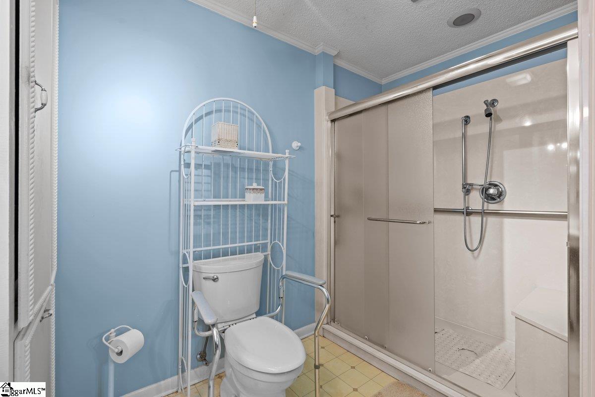 110 Woodbine Terrace Property Photo 17