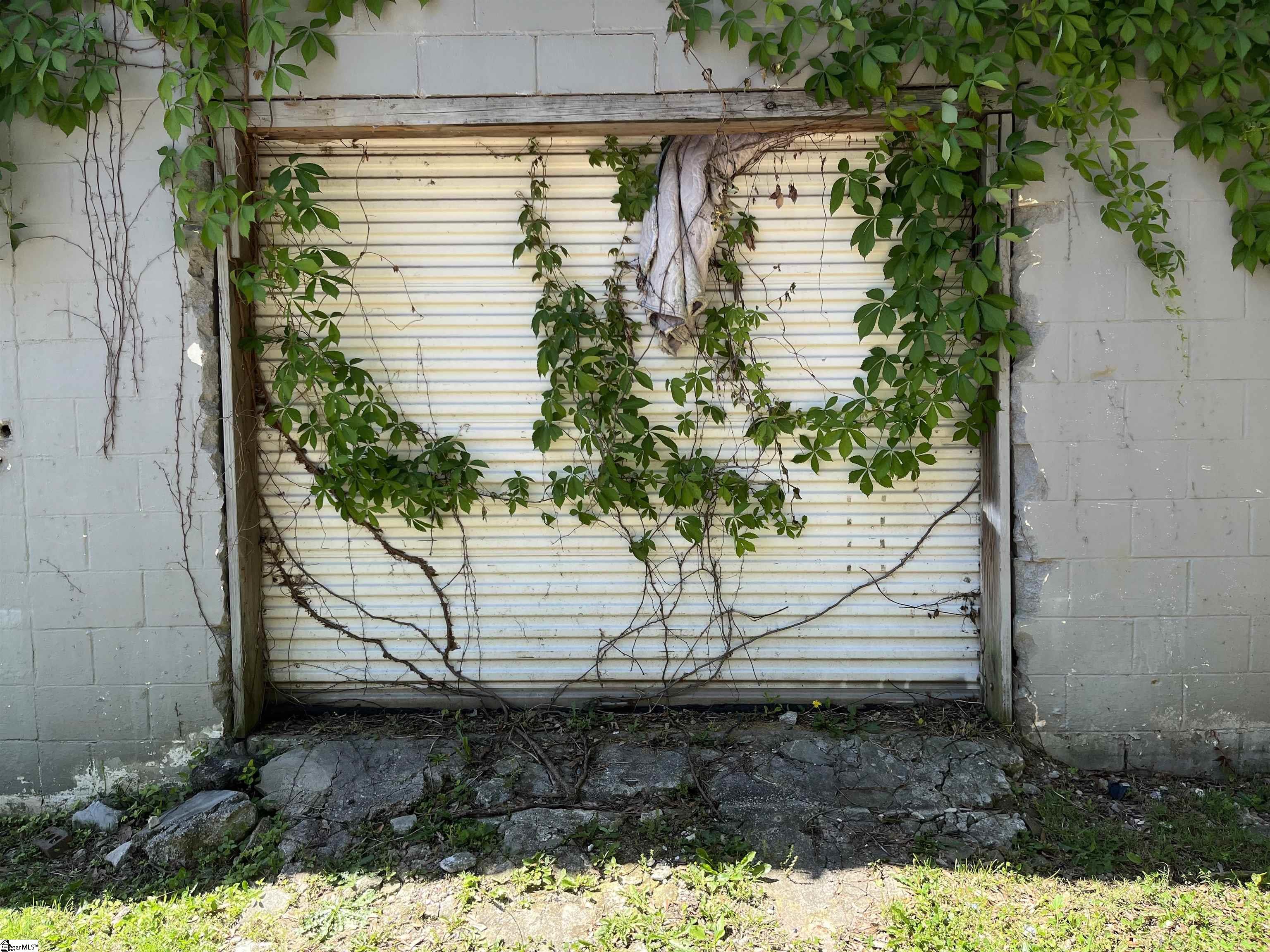 3037 Geer Highway Property Photo 7