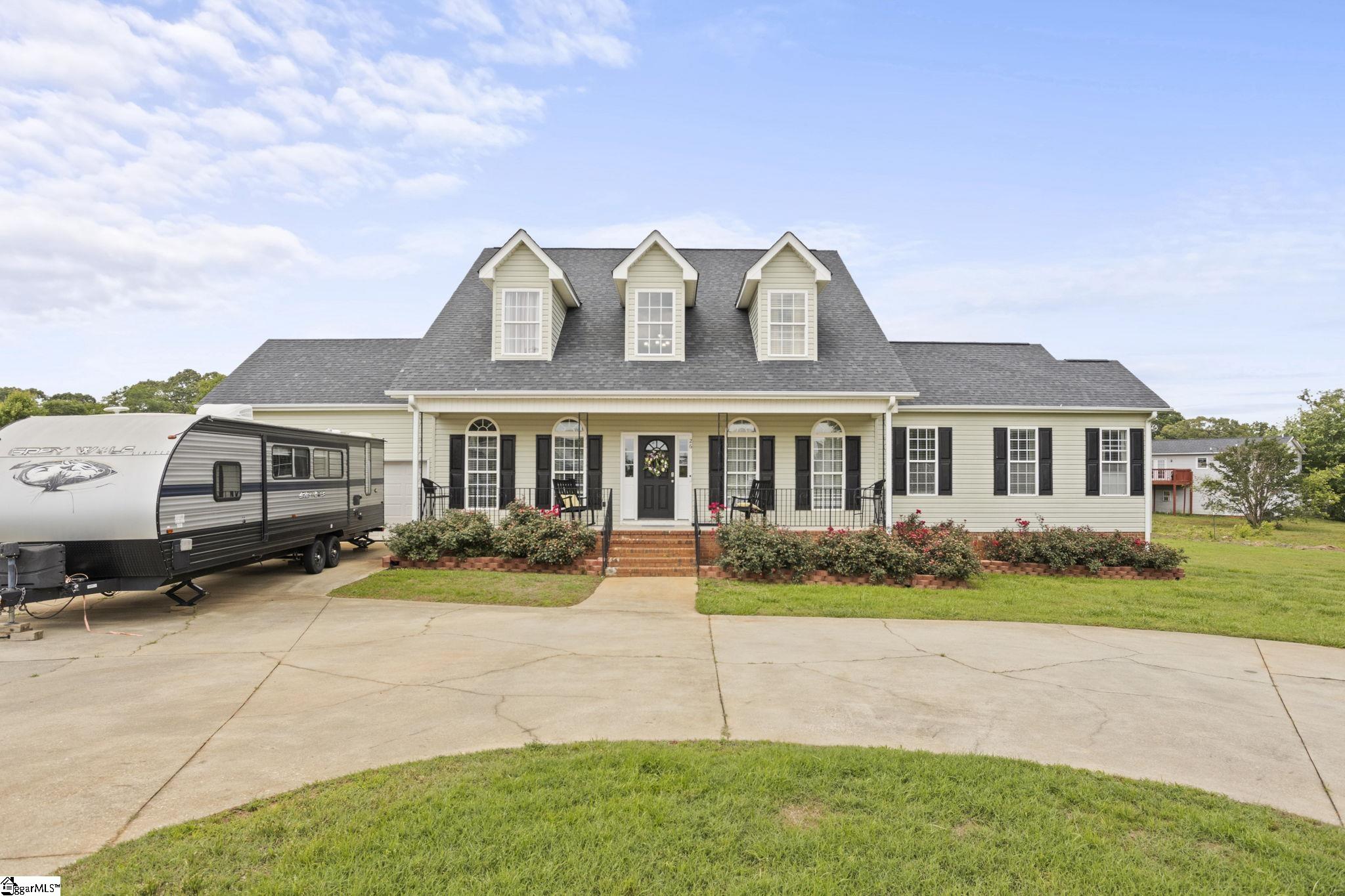 26 Glen Martin Lane Property Photo 3