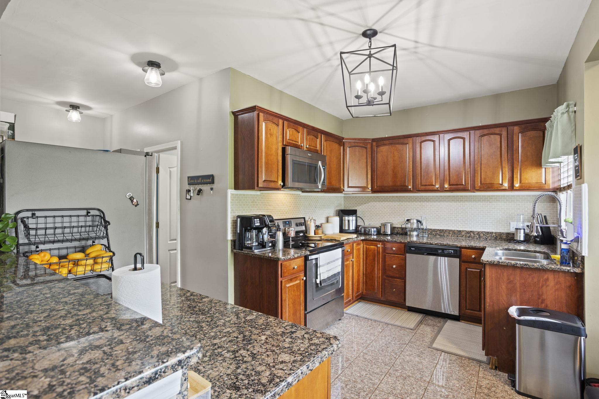 26 Glen Martin Lane Property Photo 12