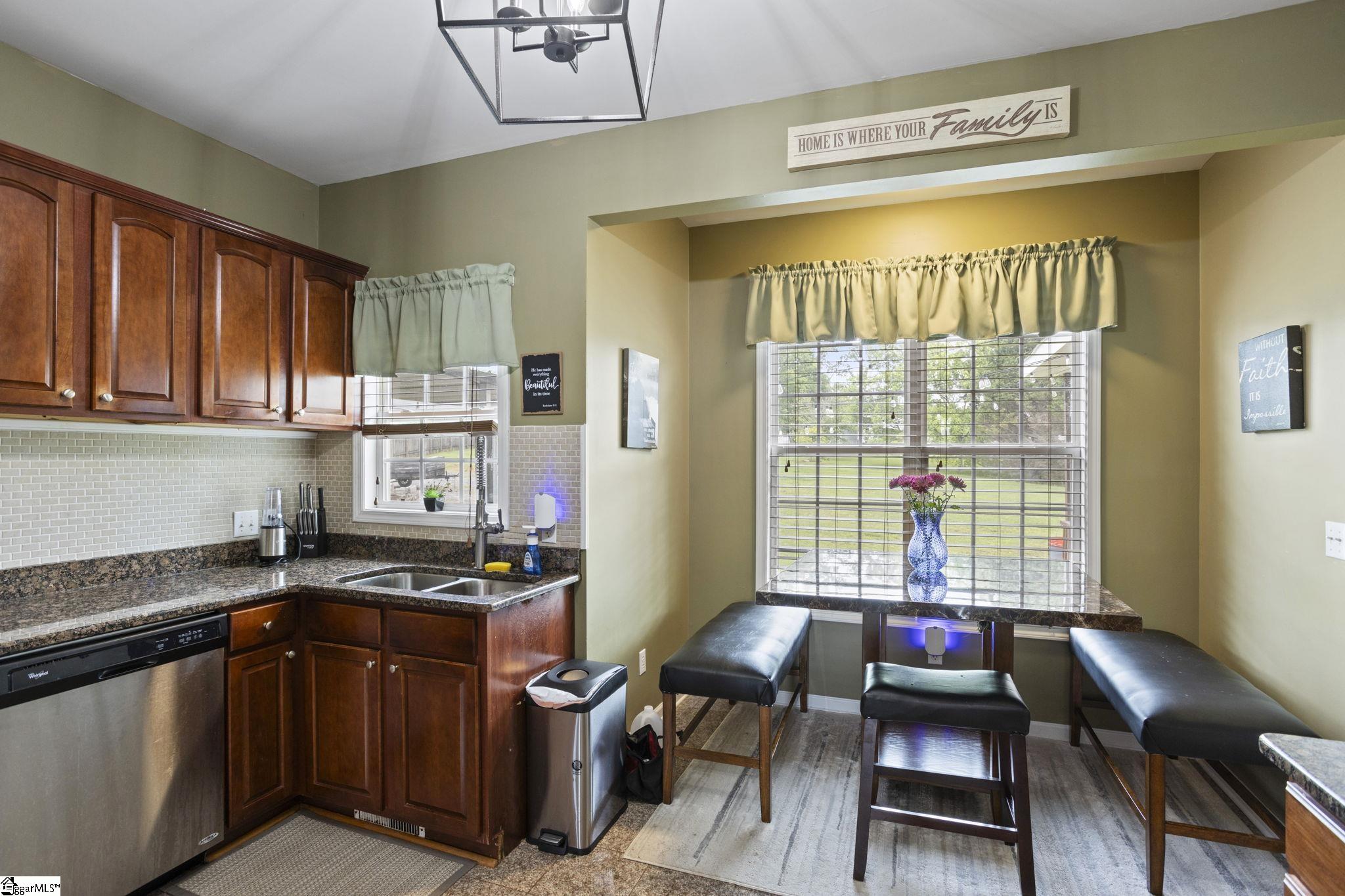 26 Glen Martin Lane Property Photo 13