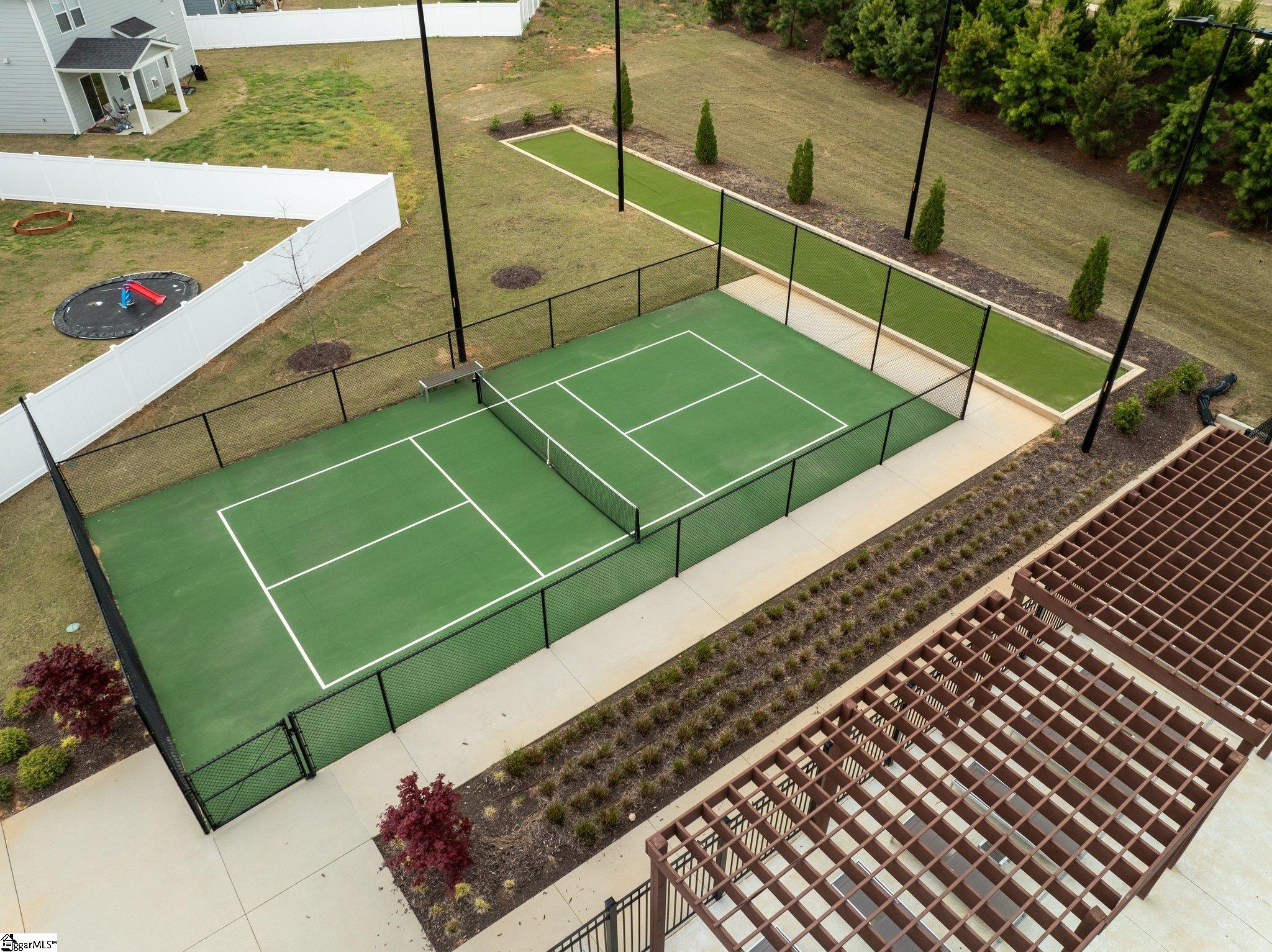101 Hazelcroft Drive Property Photo 10