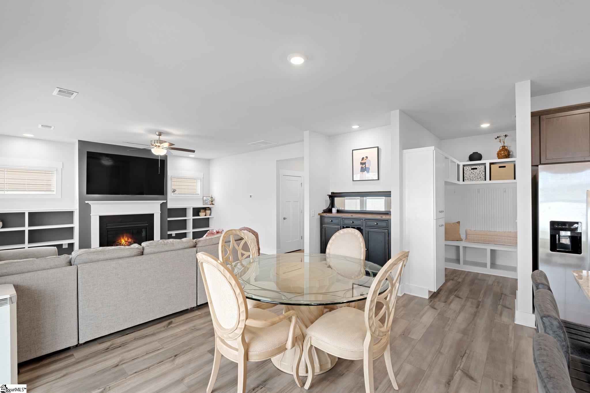 101 Hazelcroft Drive Property Photo 17