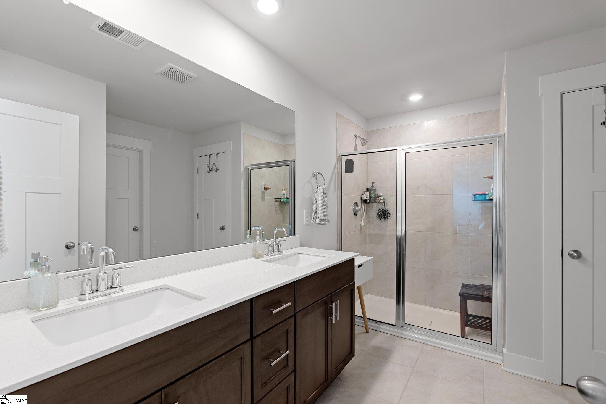 101 Hazelcroft Drive Property Photo 31