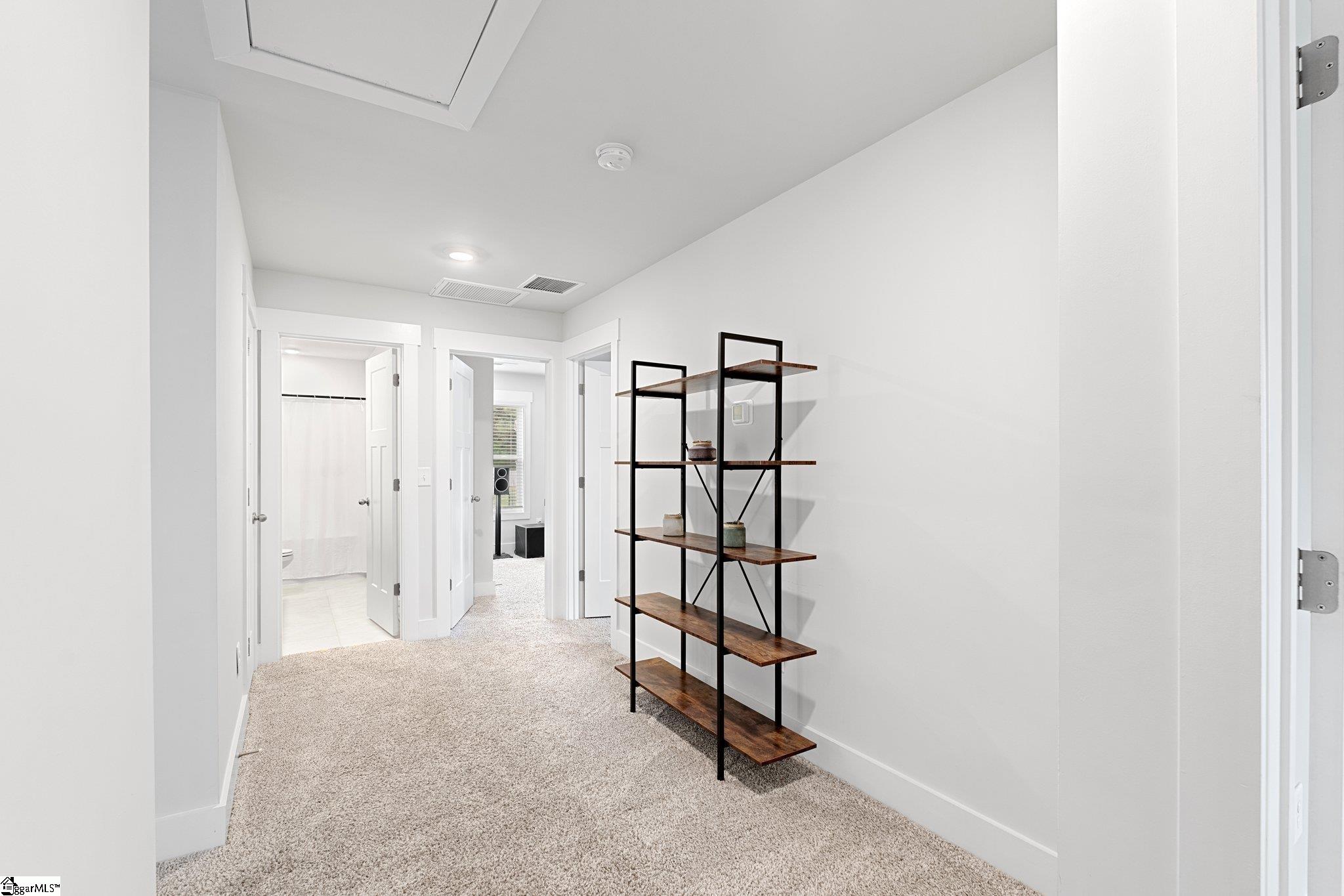 101 Hazelcroft Drive Property Photo 32
