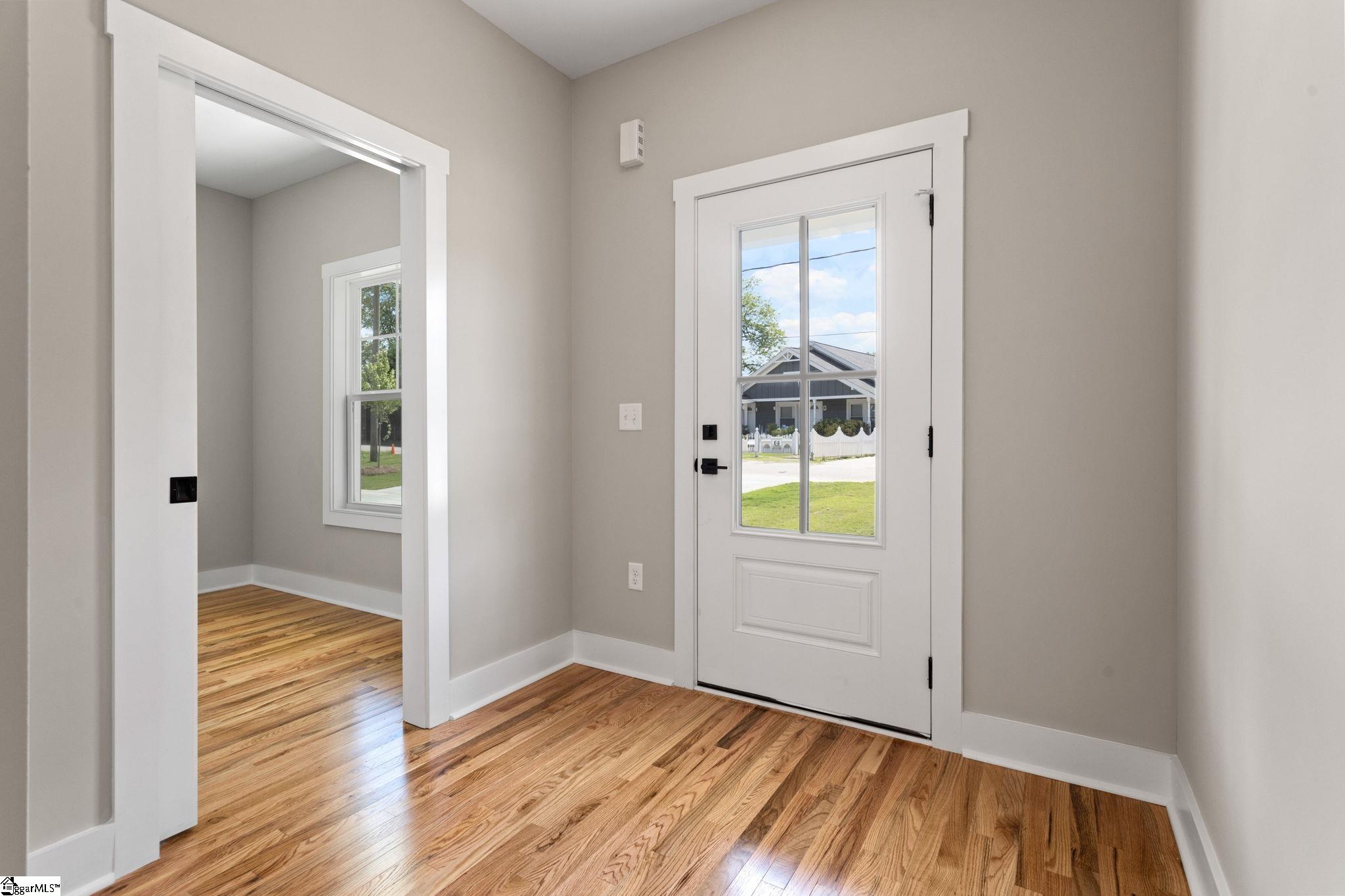 18 N Georgia Avenue Property Photo 5