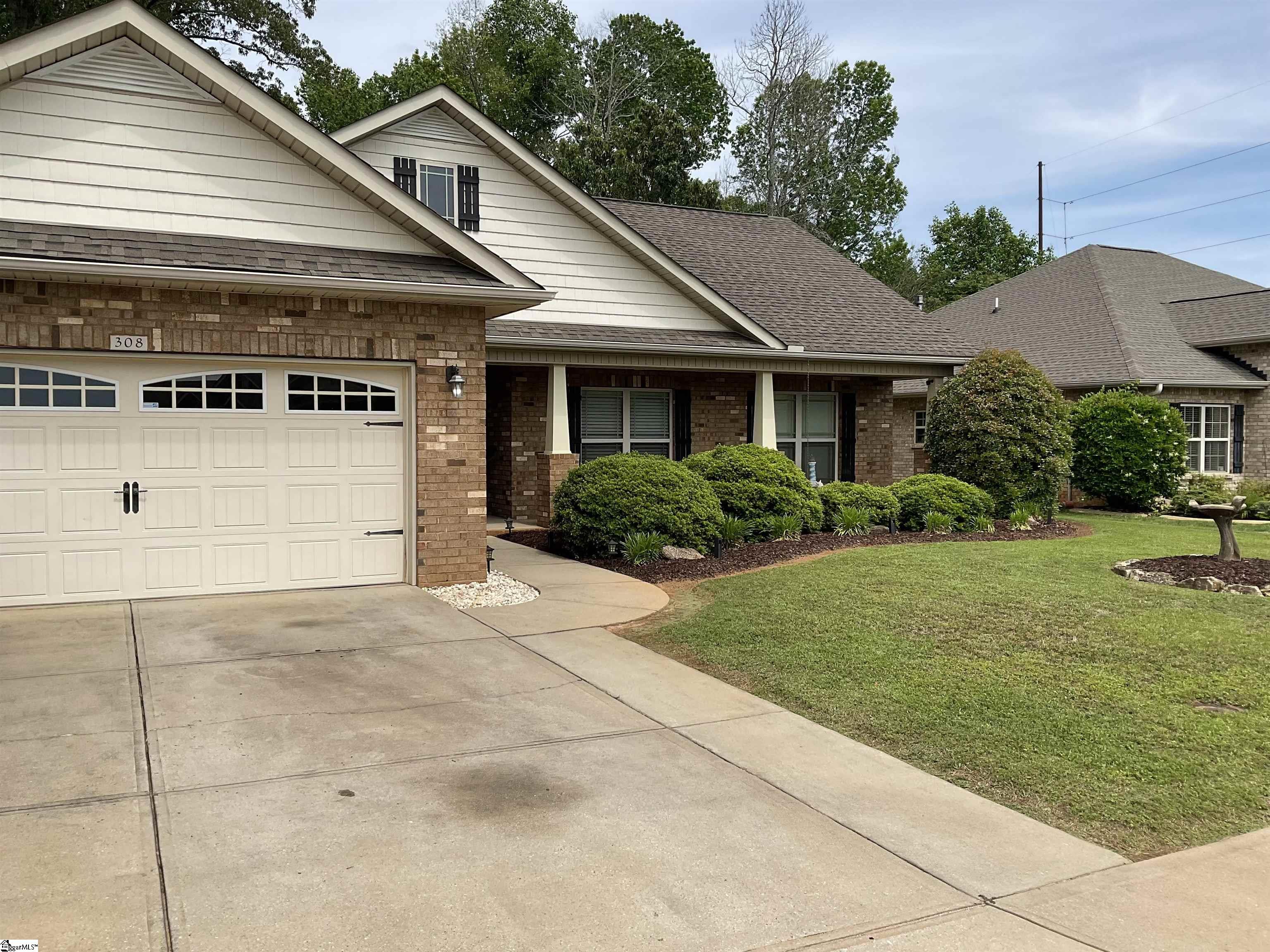 308 Raritan Court Property Photo 1
