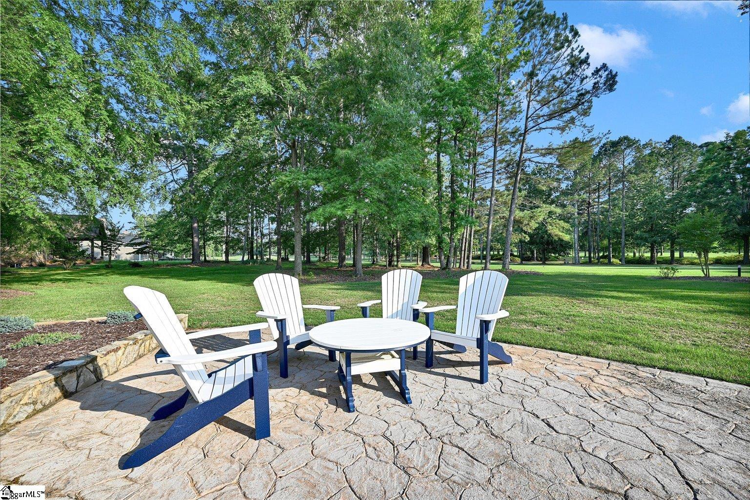 106 Stagecoach Court Property Photo 3