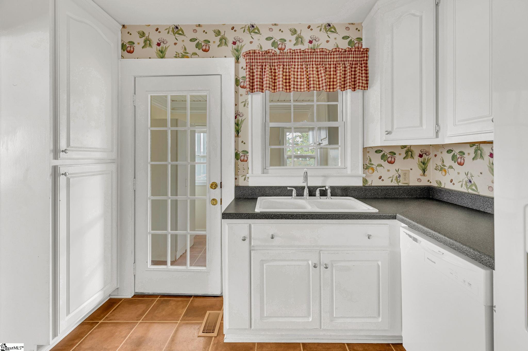23 Fore Avenue Property Photo 15