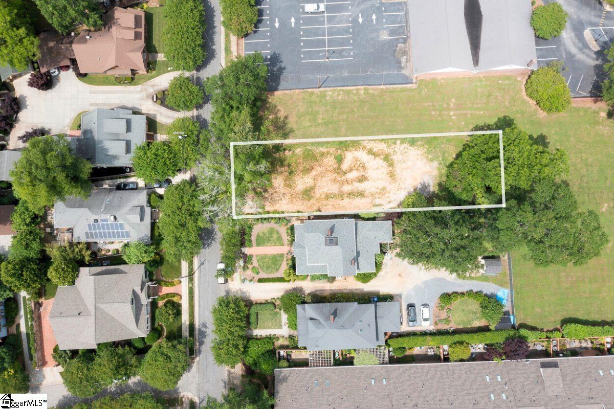 504 Townes Street Property Photo
