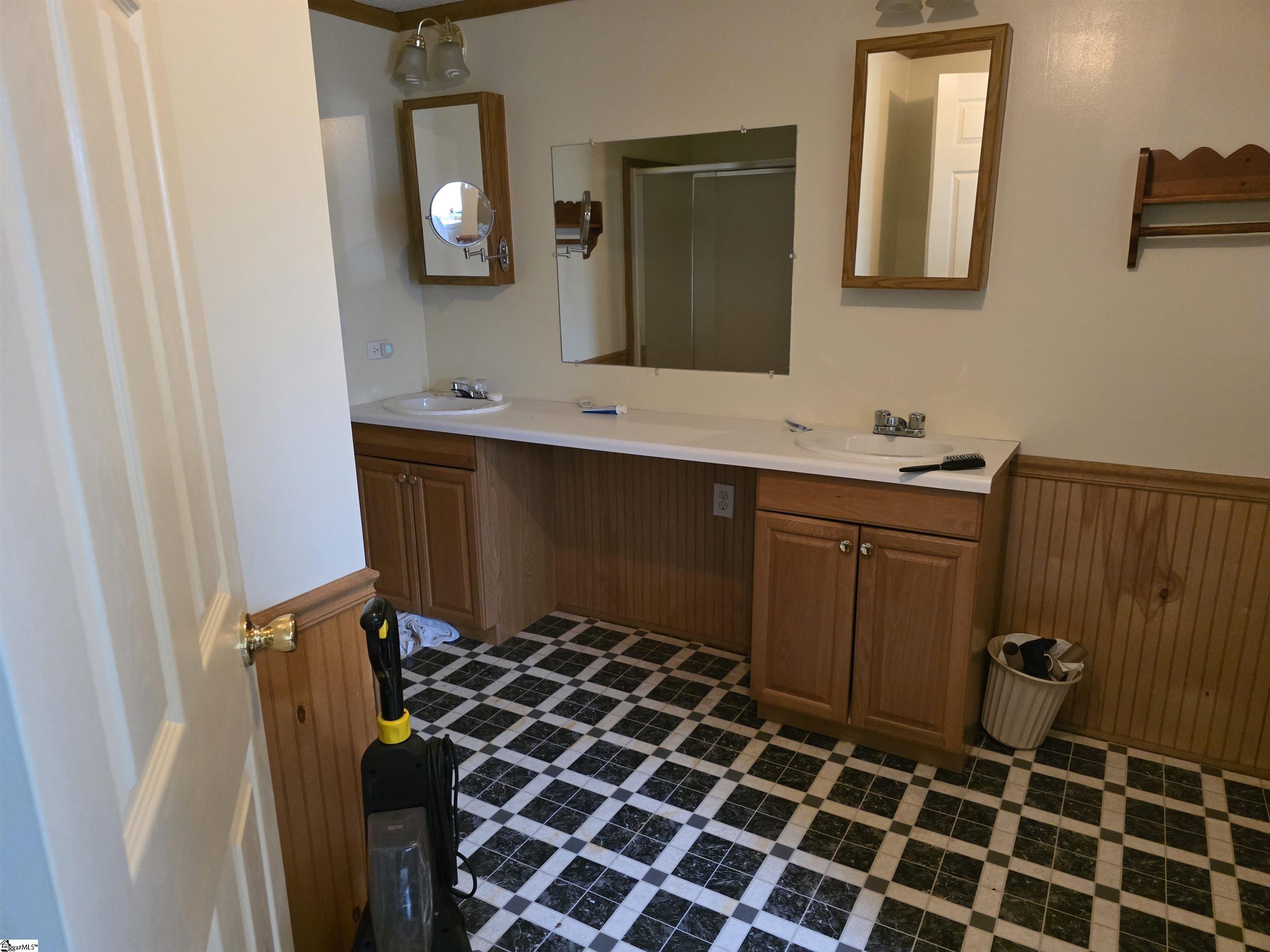 117 Arden Road Property Photo 18