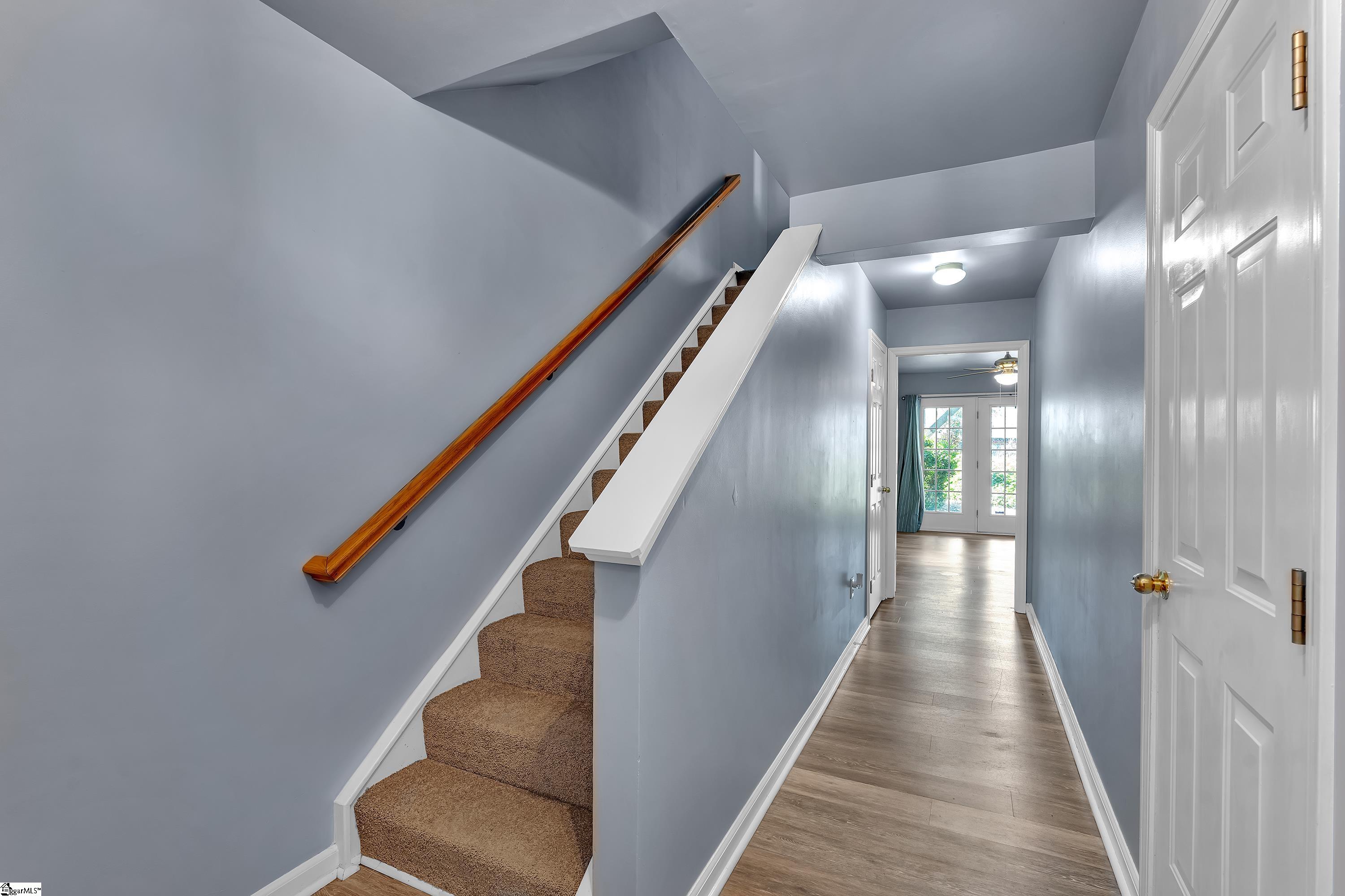 470 Canewood Place Property Photo 4