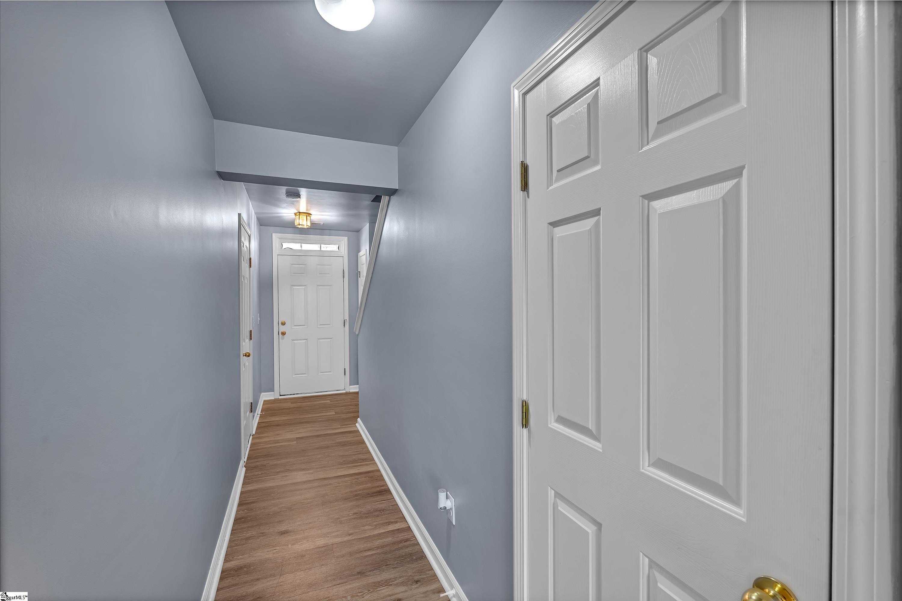 470 Canewood Place Property Photo 5