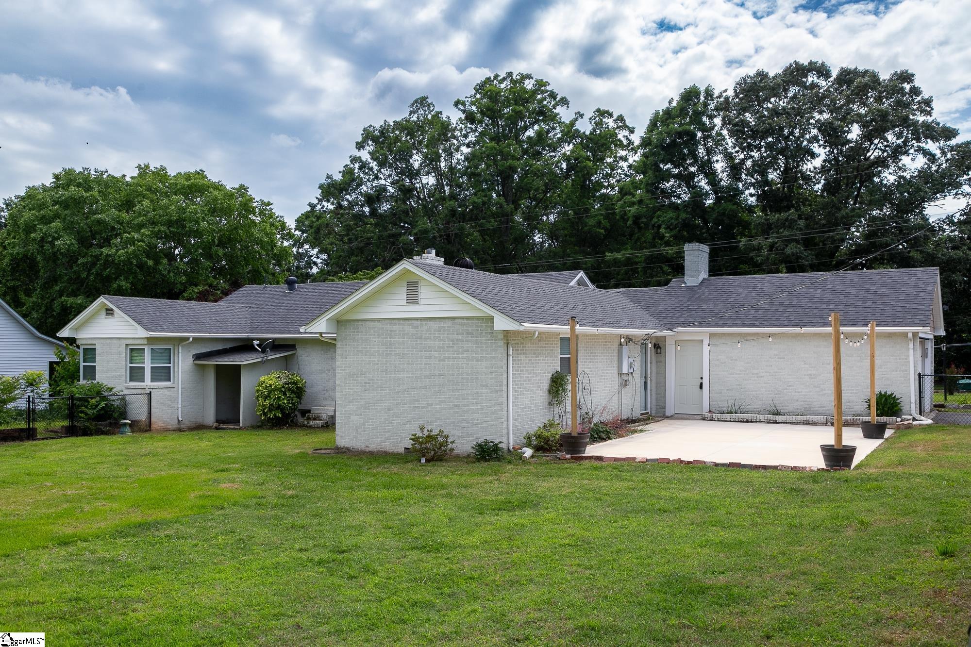 418 N Alabama Avenue Property Photo 6