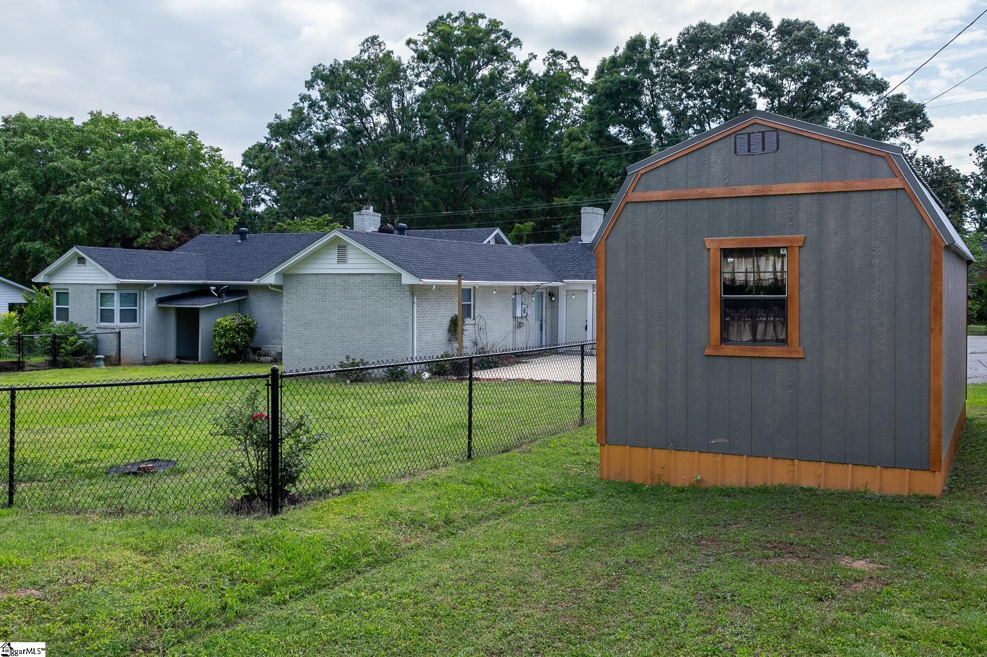 418 N Alabama Avenue Property Photo 7